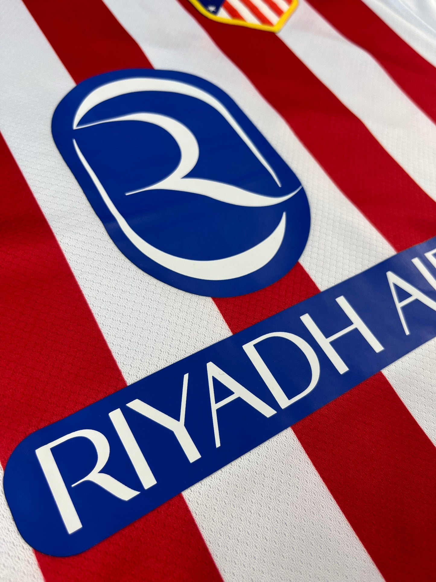 ATLETICO MADRID HOME 25-26 JERSEY FAN VERSION