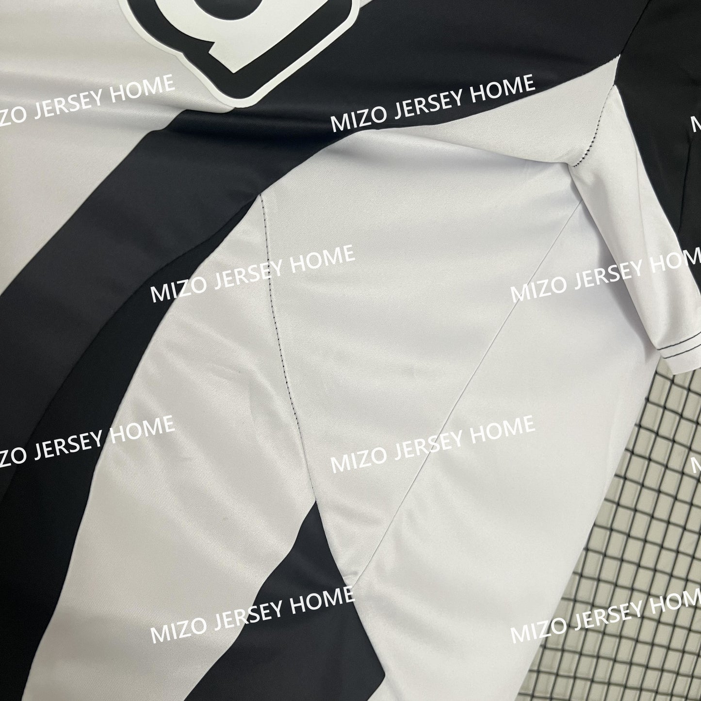Newcastle United Home Jersey 24/25 Fan Version