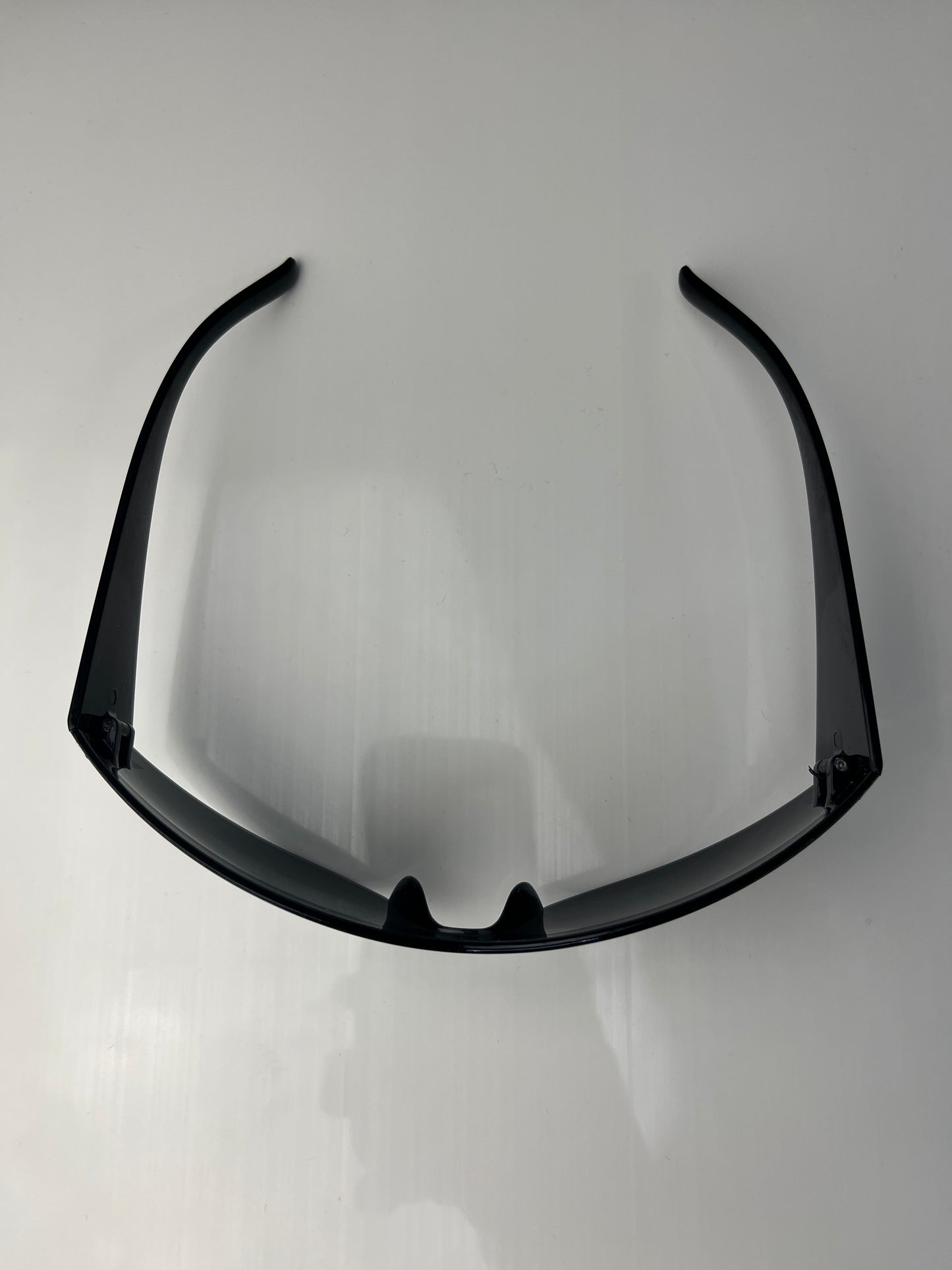 Y2K Wrap Black Sunglasses