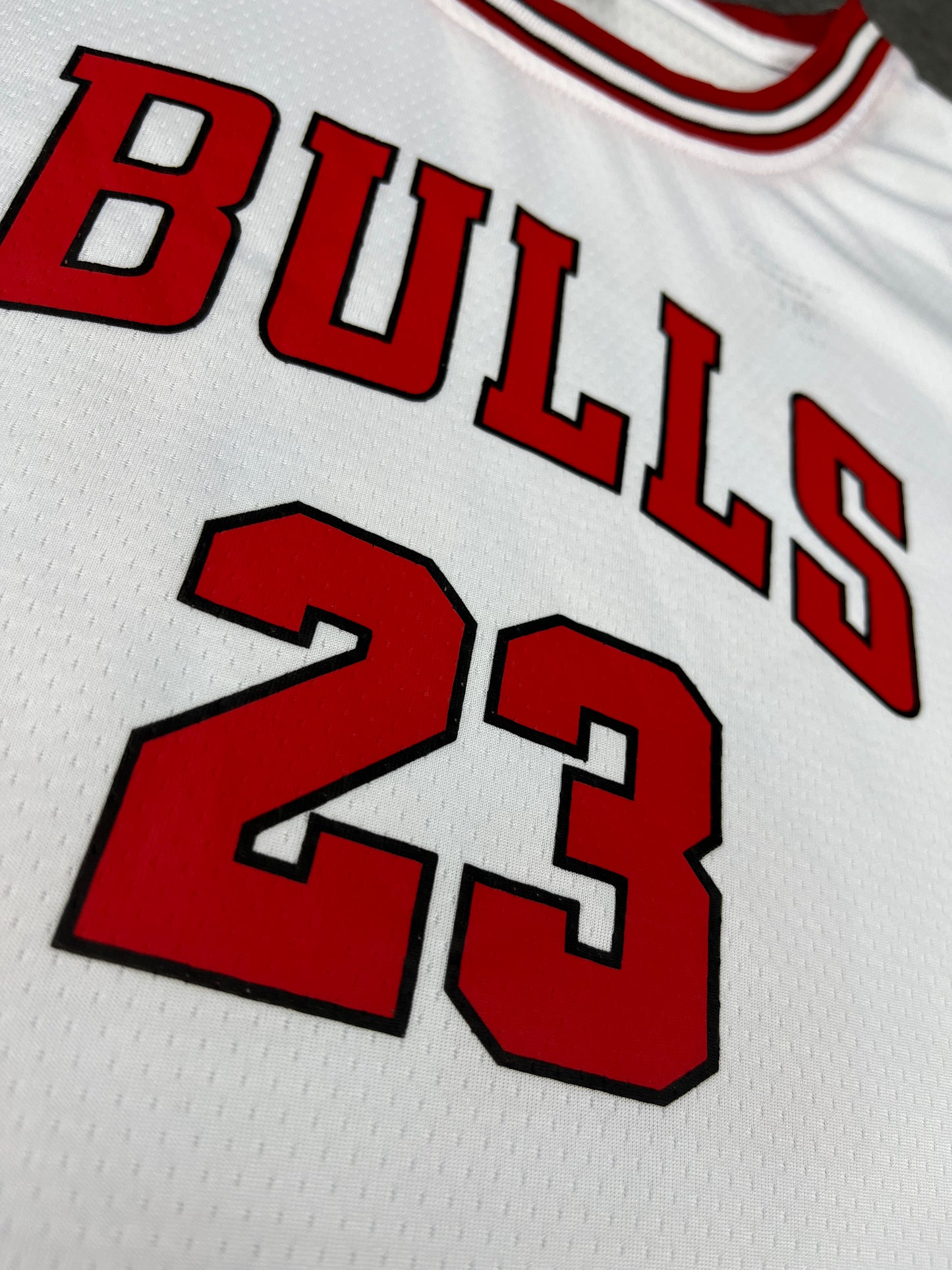 JORDAN 23 White Chicago Bulls Kids Jersey Set