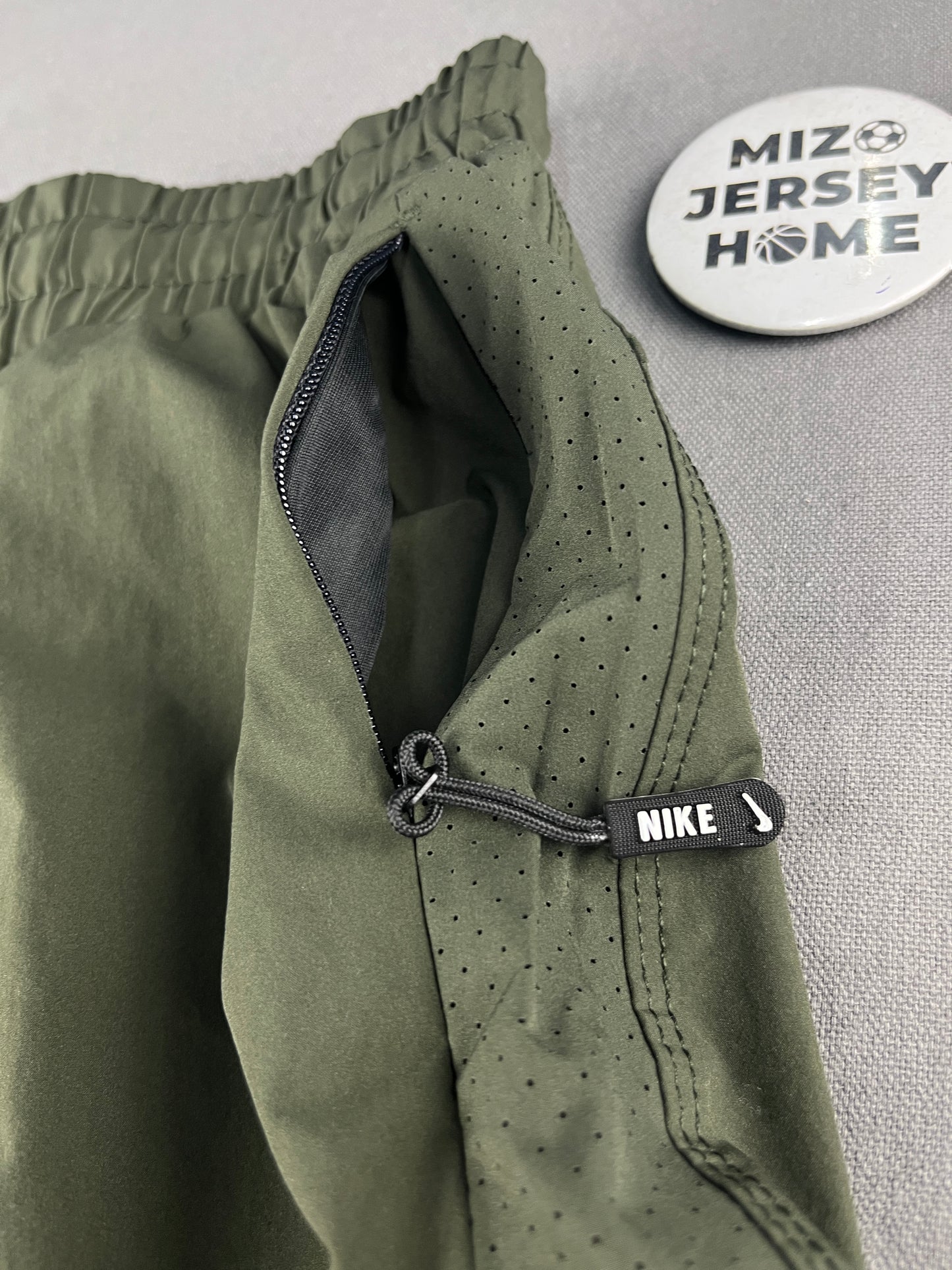 NIKE LIGHT WEIGHT Olive Green Shorts