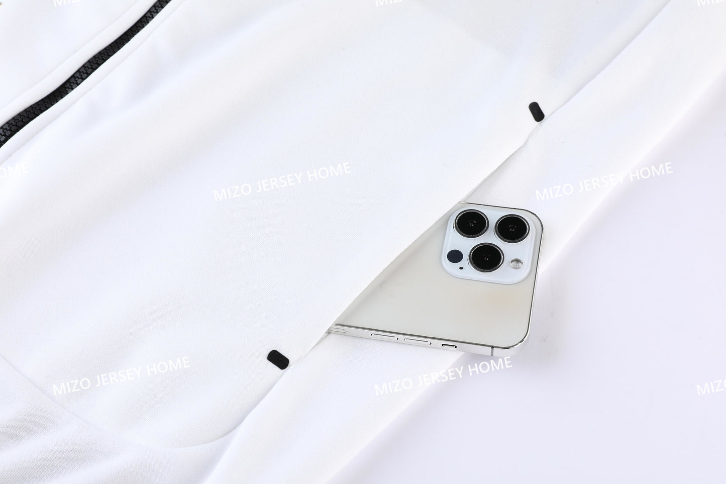 Nike Tech Fleece White & Brown