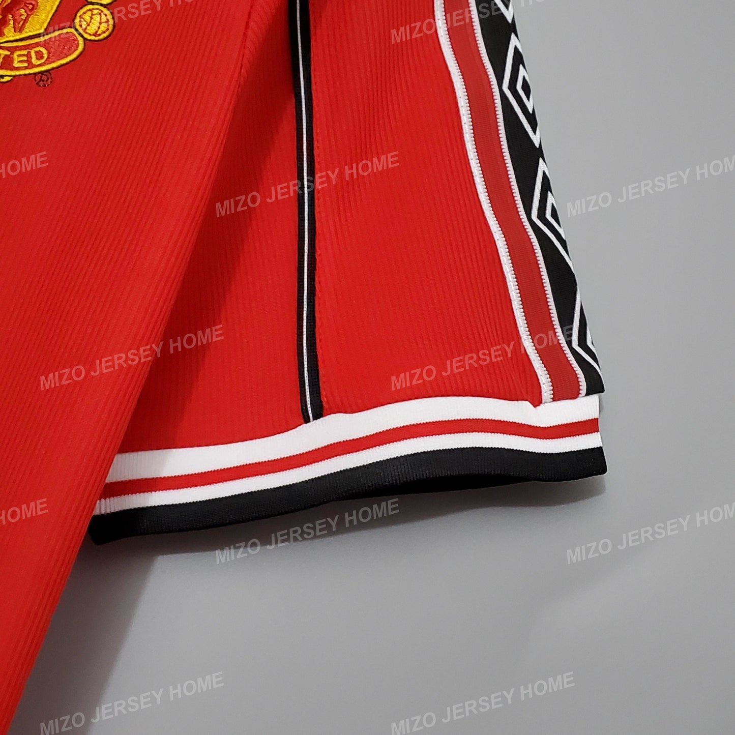 MANCHESTER UNITED Retro 1998-1999 Home Jersey