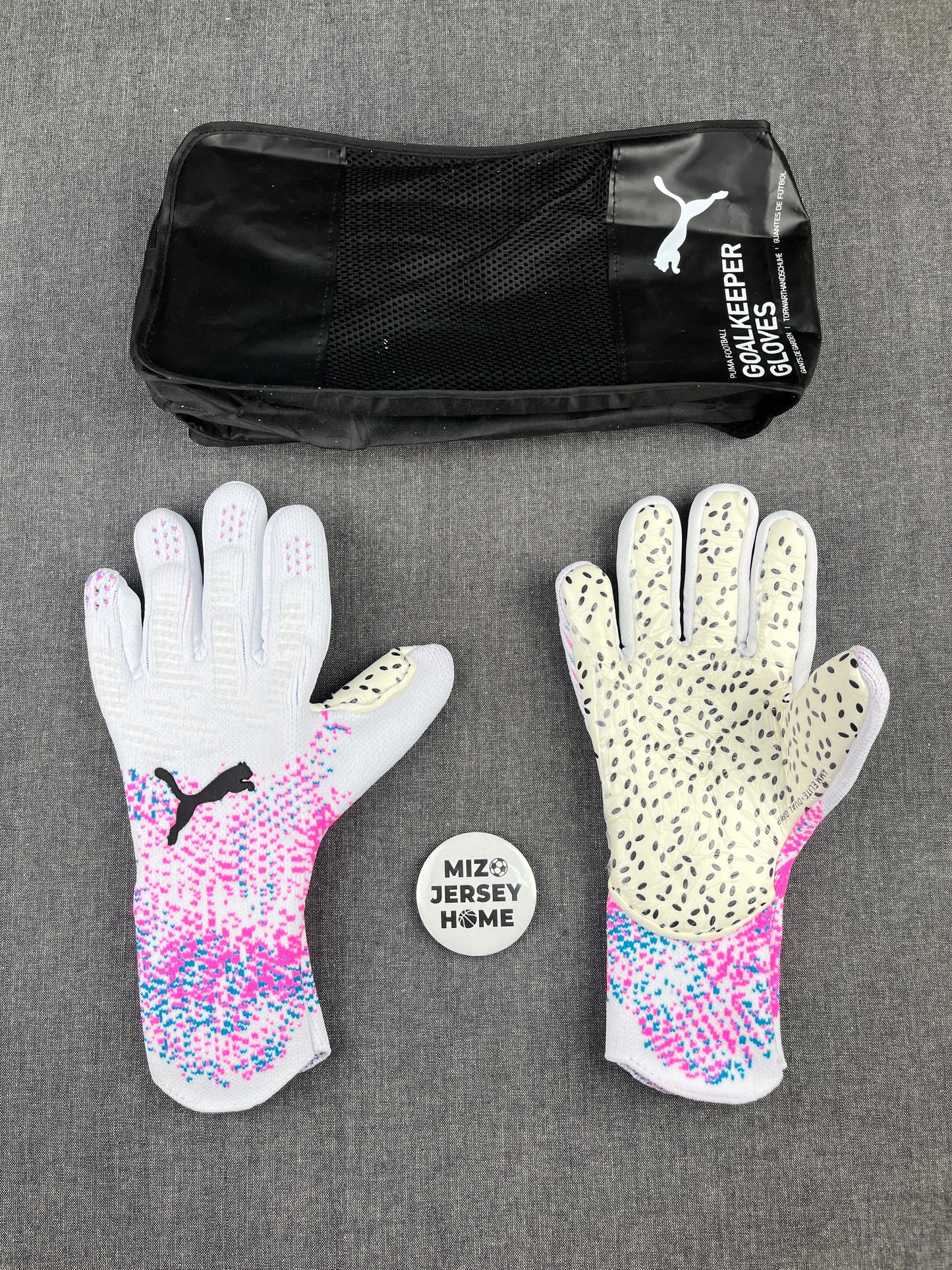 Puma White Gloves