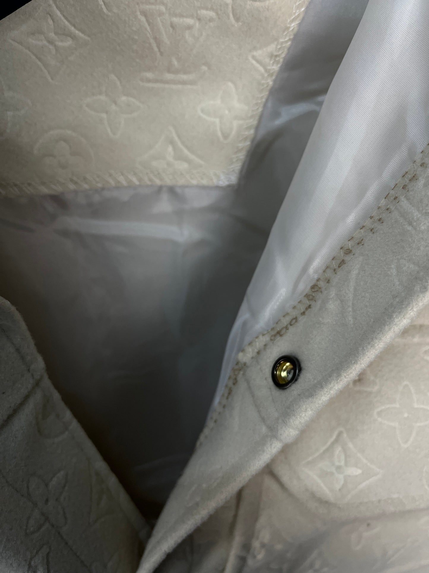 Louis Vuitton Off White Buttoned Shacket