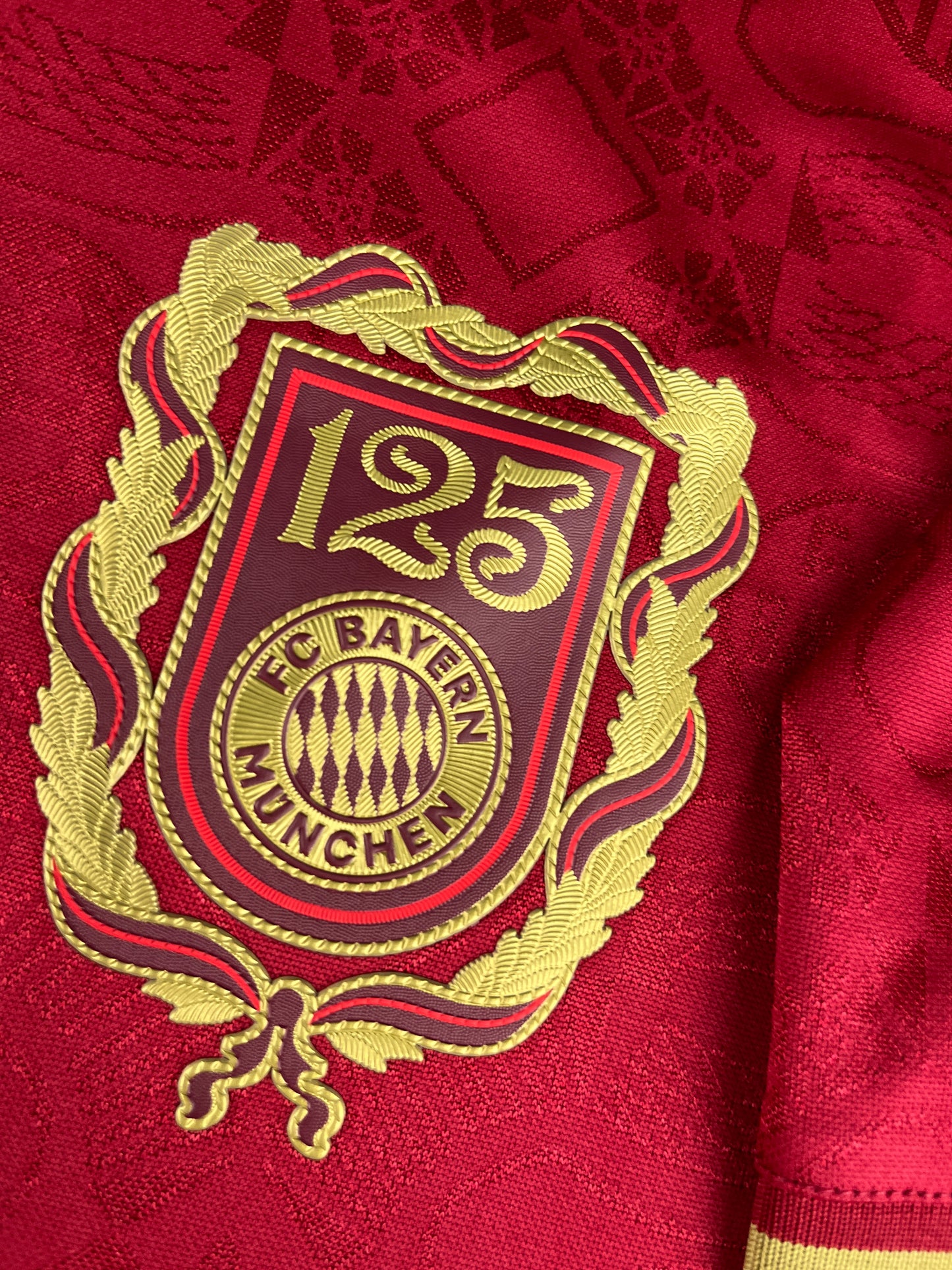 Bayern Munich 125th years Jersey Player Version