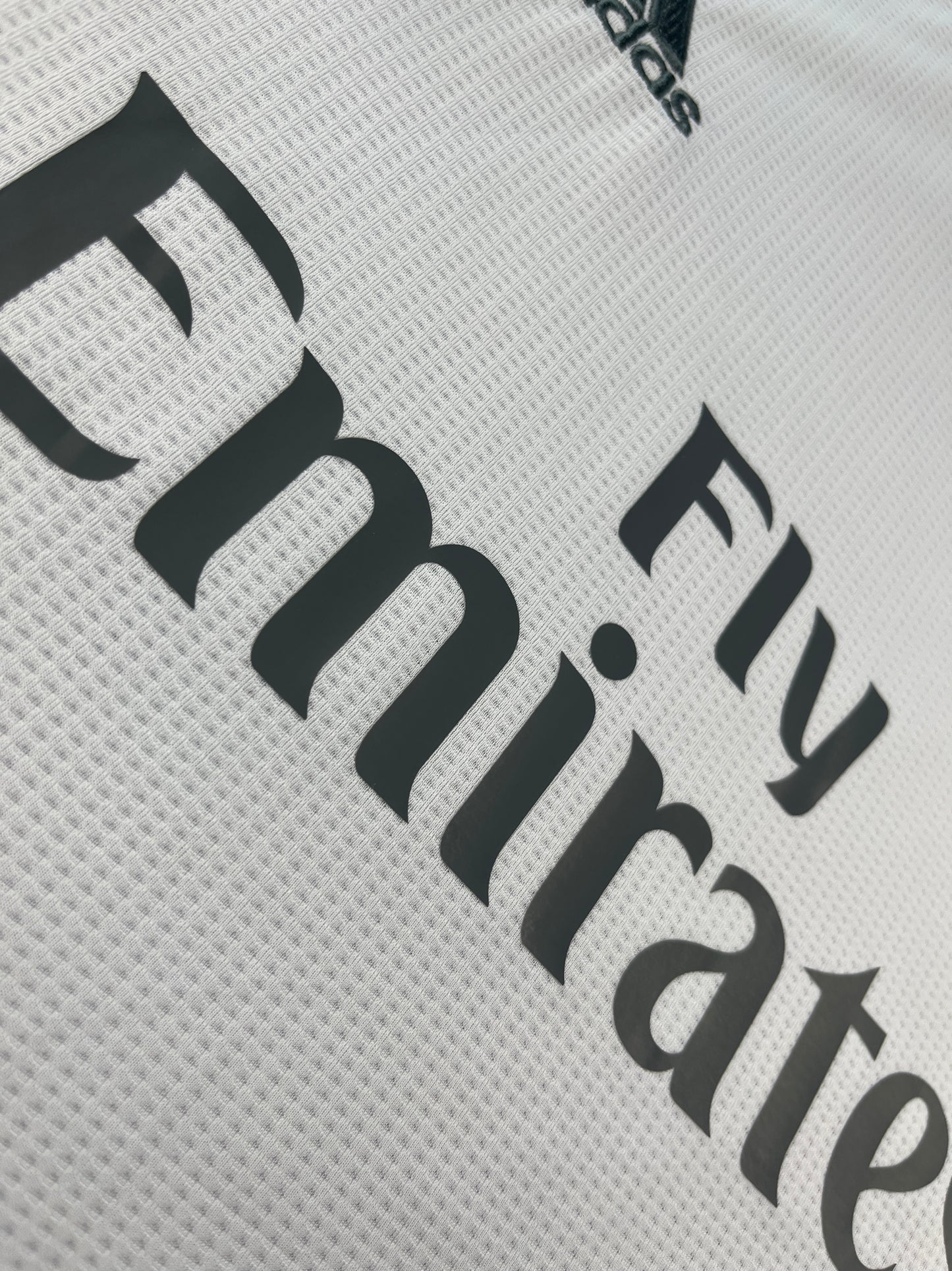 Real Madrid Home 2015–2016 Retro