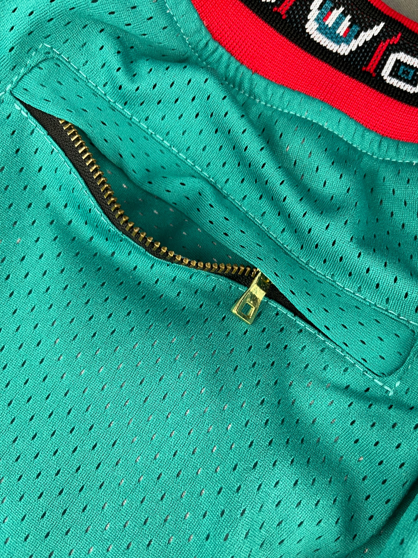 Memphis Grizzlies Shorts Green Shorts Full Embroidery