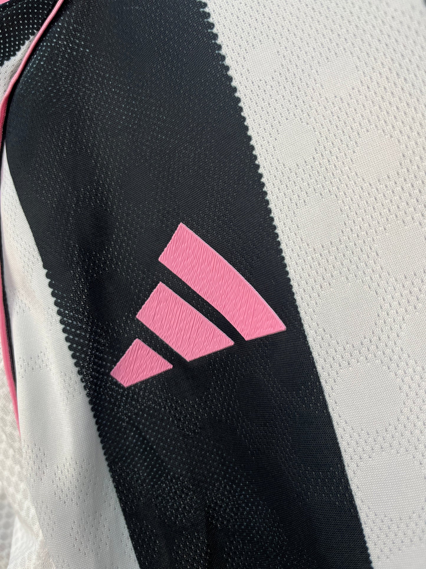 Juventus Home 25/26 Jersey Player Version