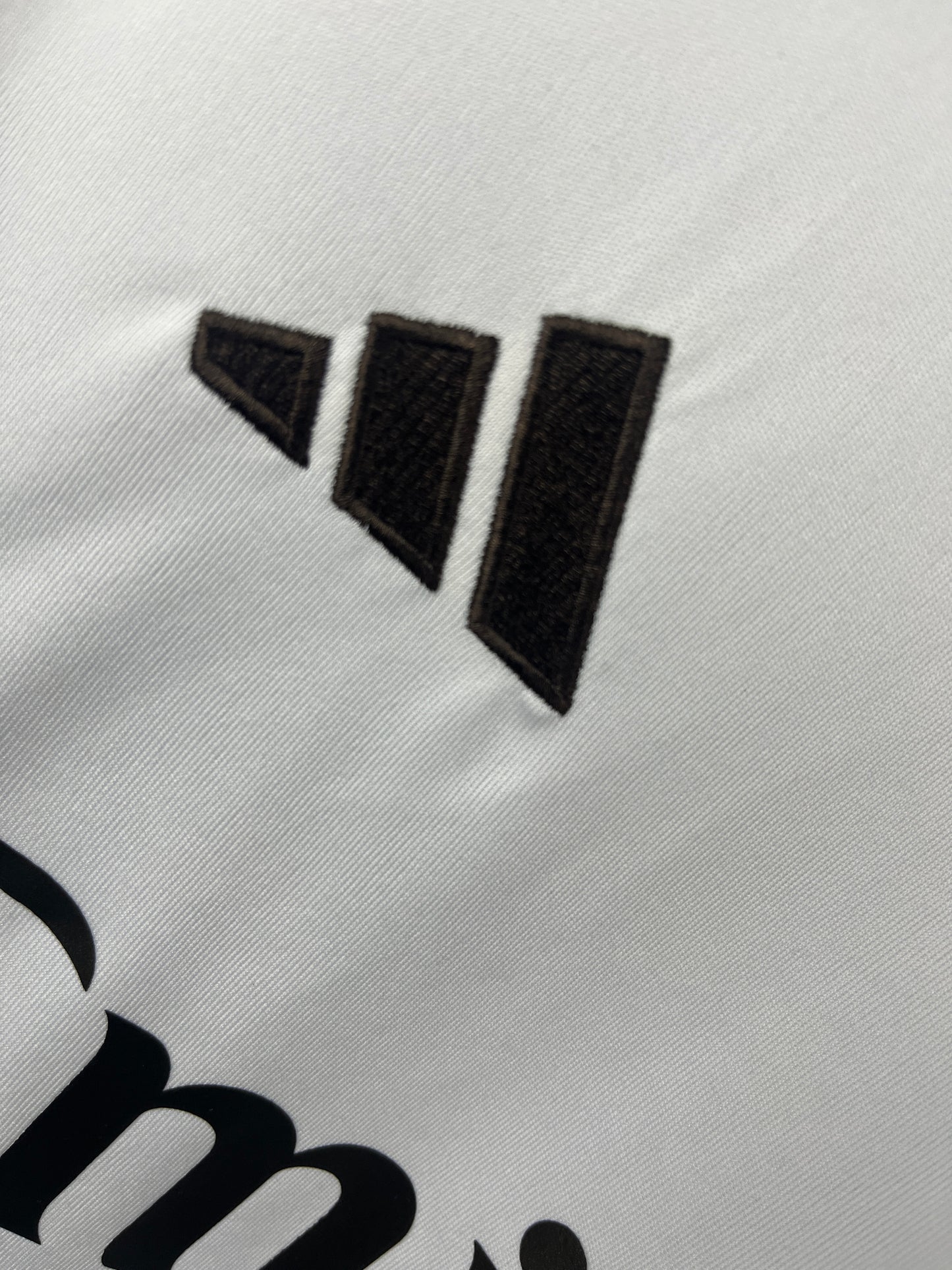 REAL MADRID HOME JERSEY 25/26 LONG SLEEVES FAN VERSION