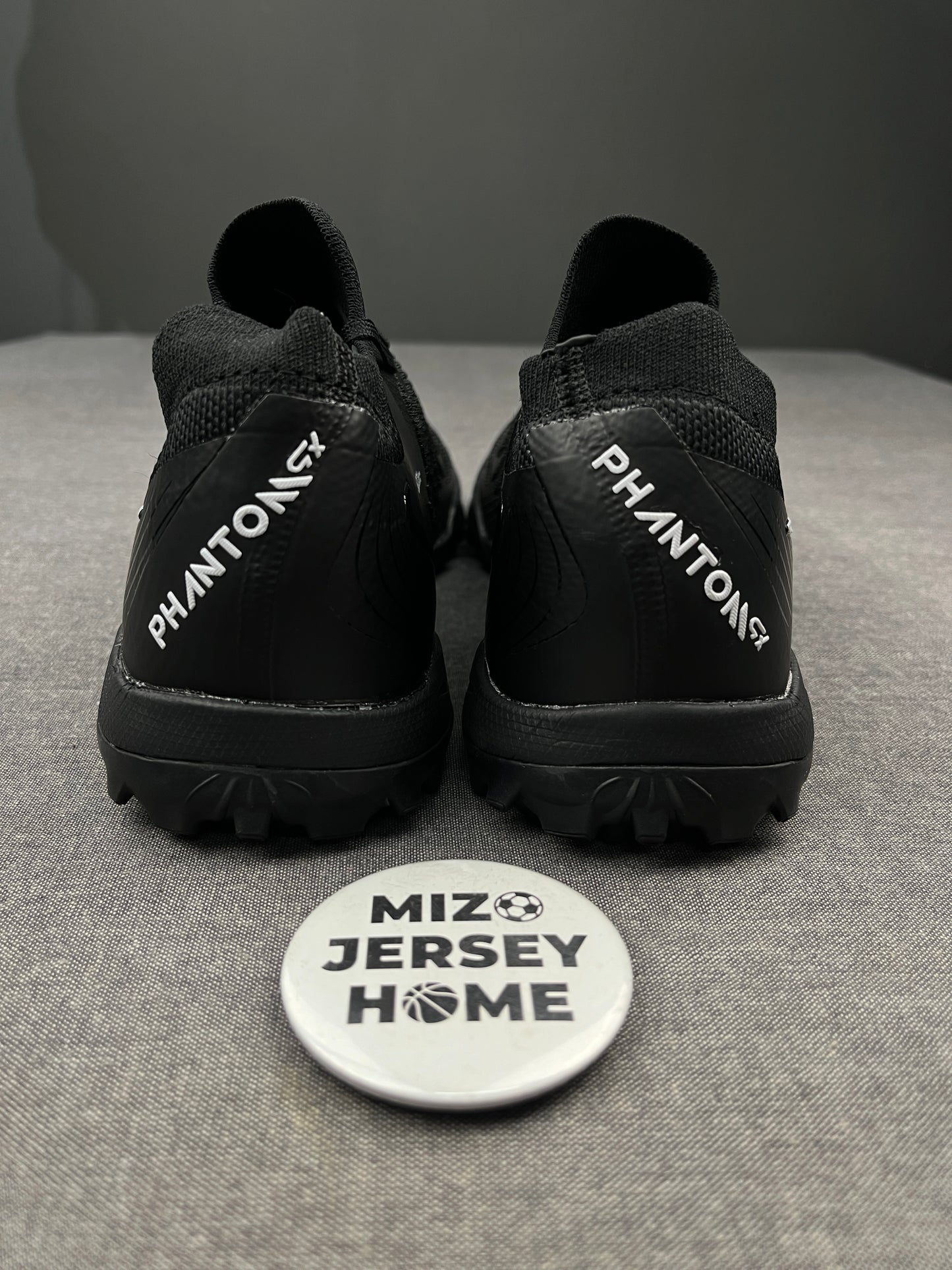 NIKE Phantom GX II Elite TF Futsal Shoes