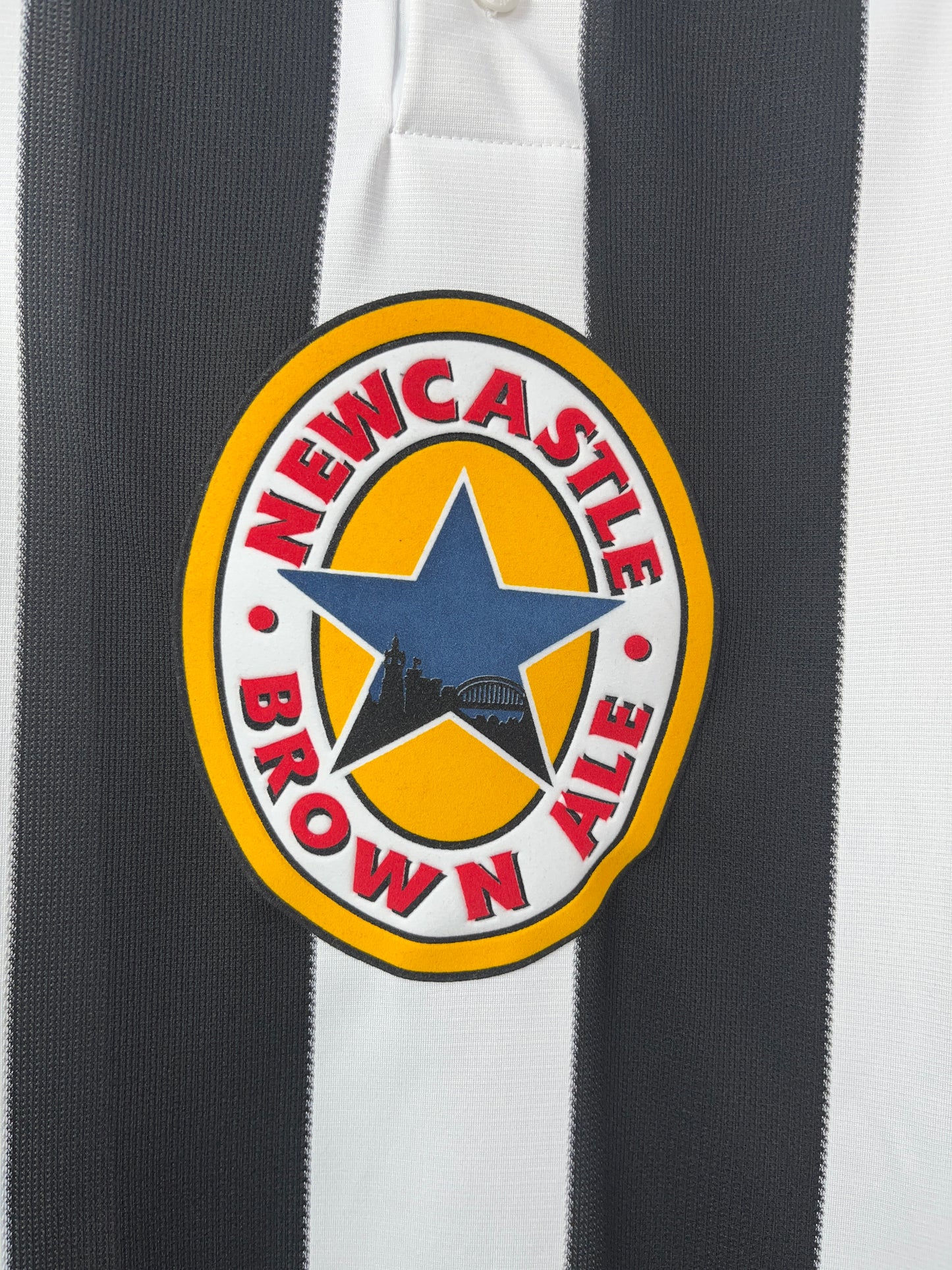 NEWCASTLE UNITED HOME 1995-1997 | RETRO JERSEY