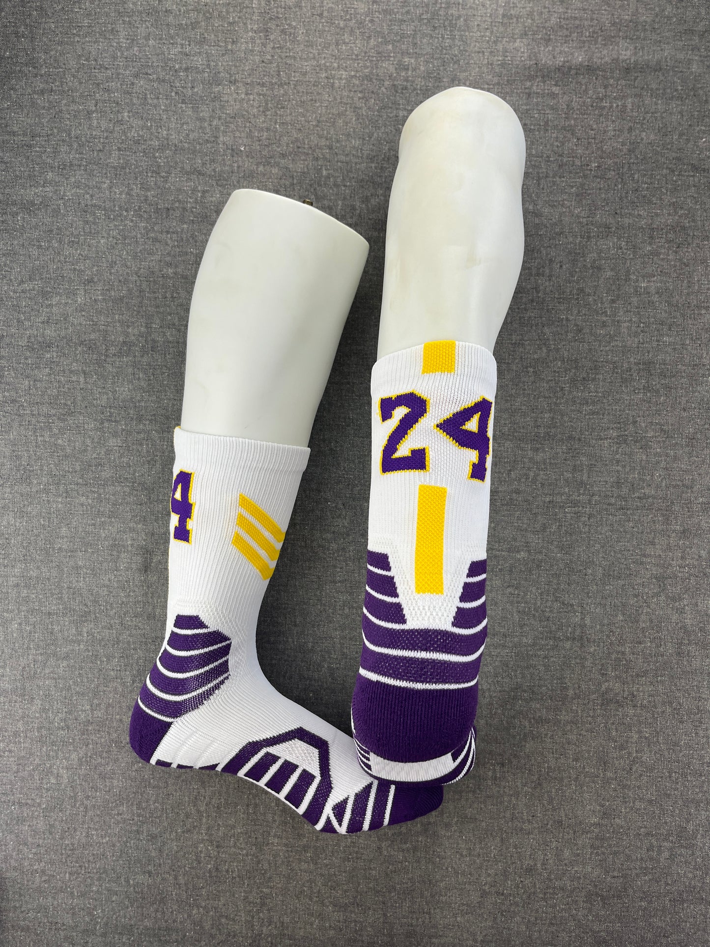 KOBE BRYANT 24 WHITE & PURPLE CREW SOCKS