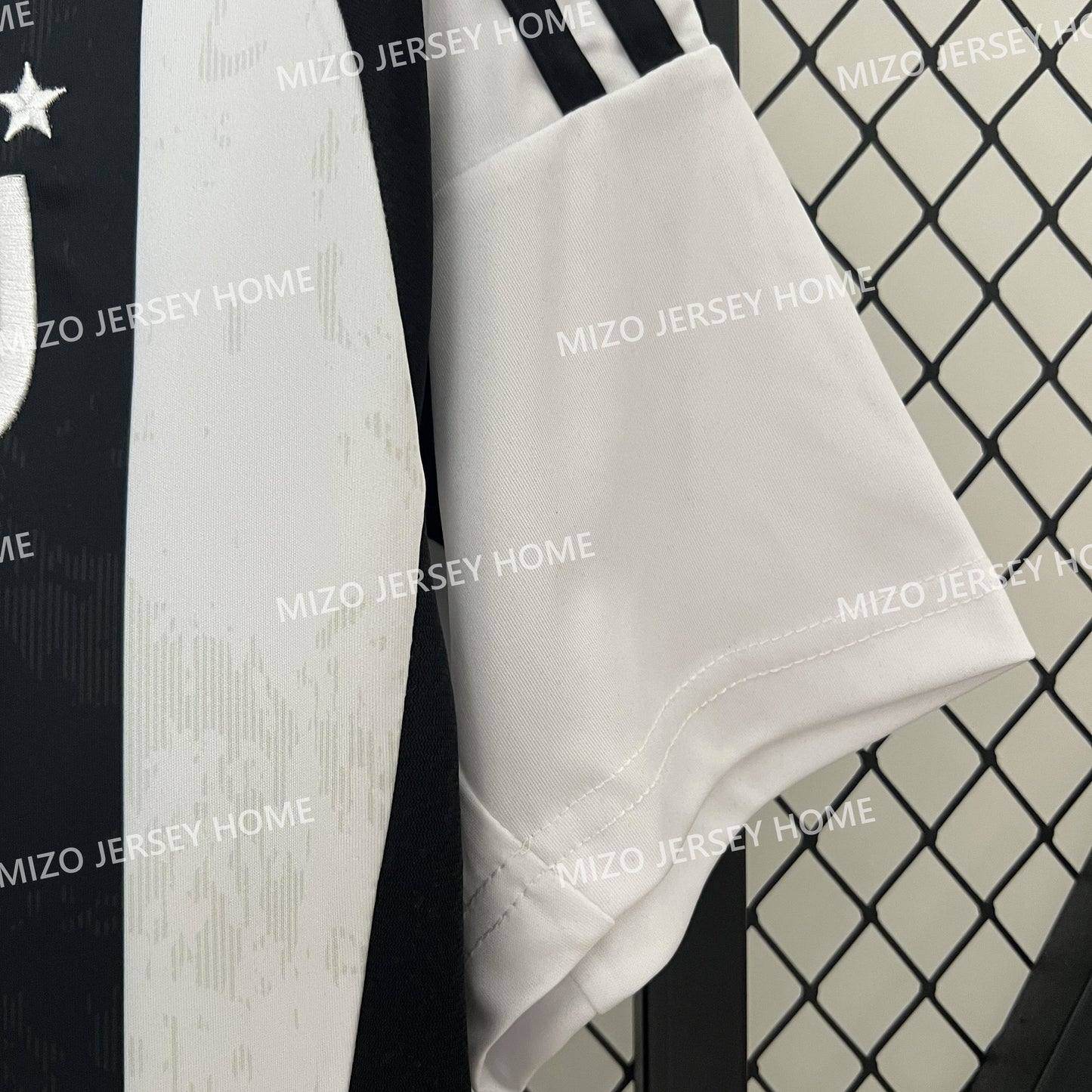 Juventus Home Jersey 24/25 Fan Version