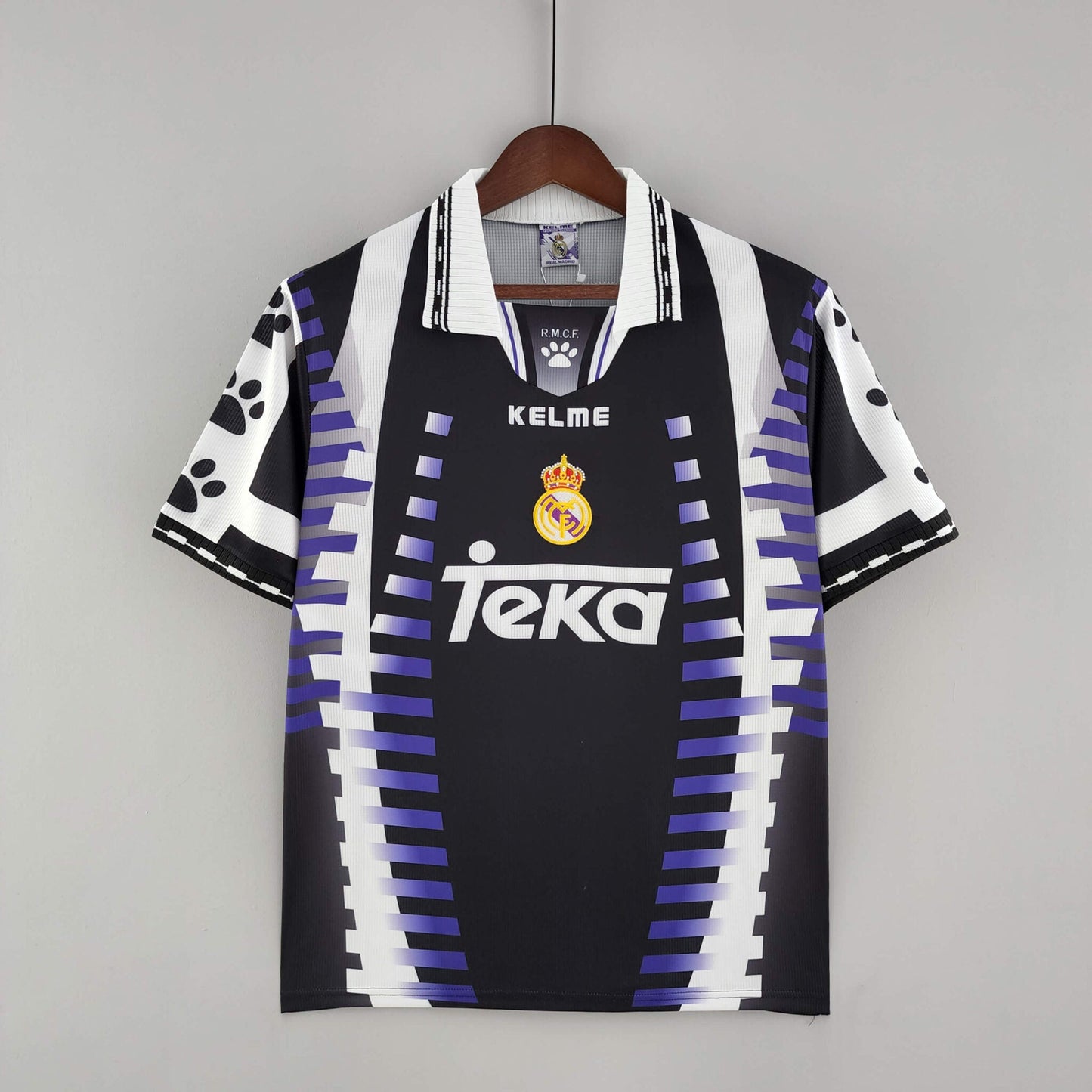 Real Madrid 1997/1998 Third Kit Retro
