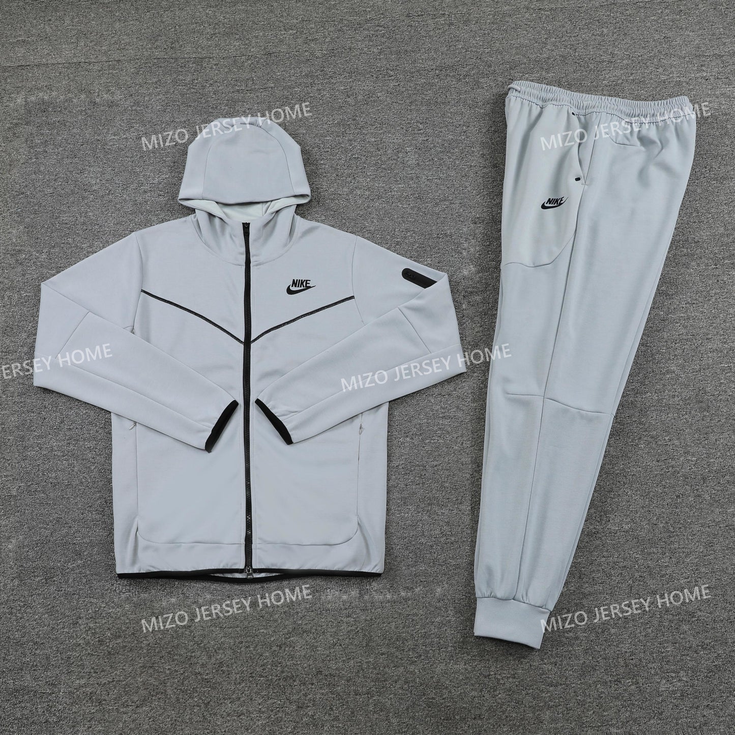 Nike Tech Fleece Grey