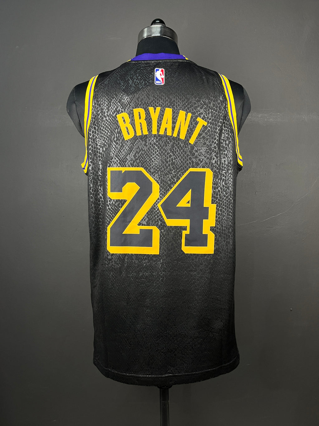 BRYANT 24 Black Los Angeles Lakers Heat Pressed Edition NBA Jersey