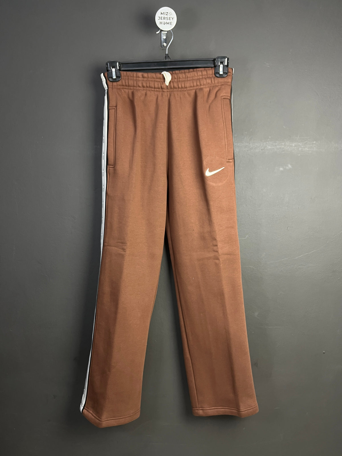 Nike Repeat Side Tape Brown Inner Fleece Pants