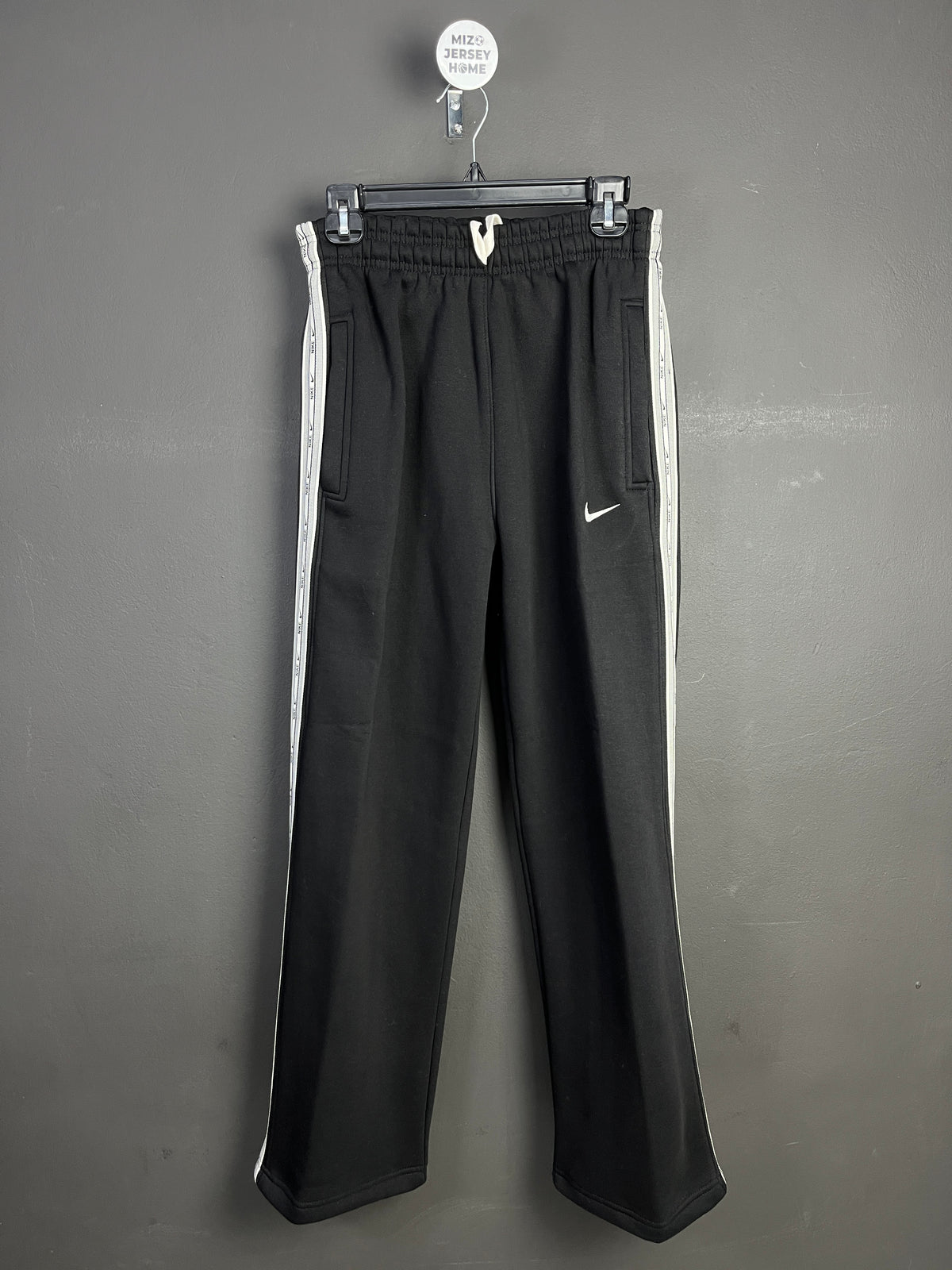 Nike Repeat Side Tape Black Inner Fleece Pants