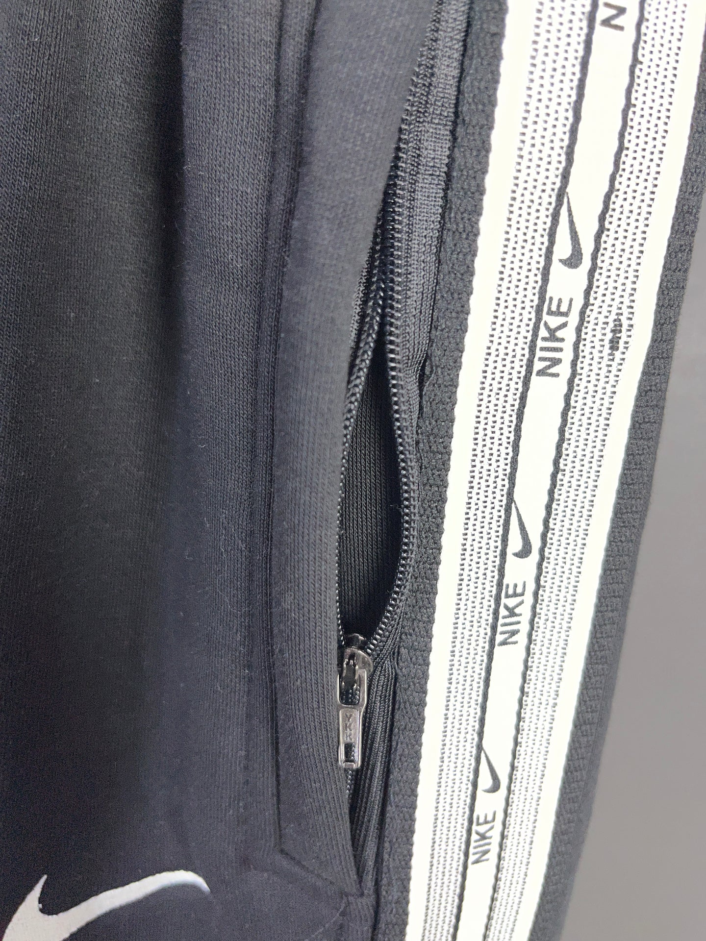 Nike Repeat Side Tape Black Inner Fleece Pants
