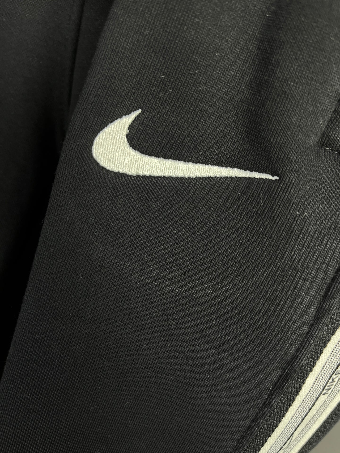 Nike Repeat Side Tape Black Inner Fleece Pants