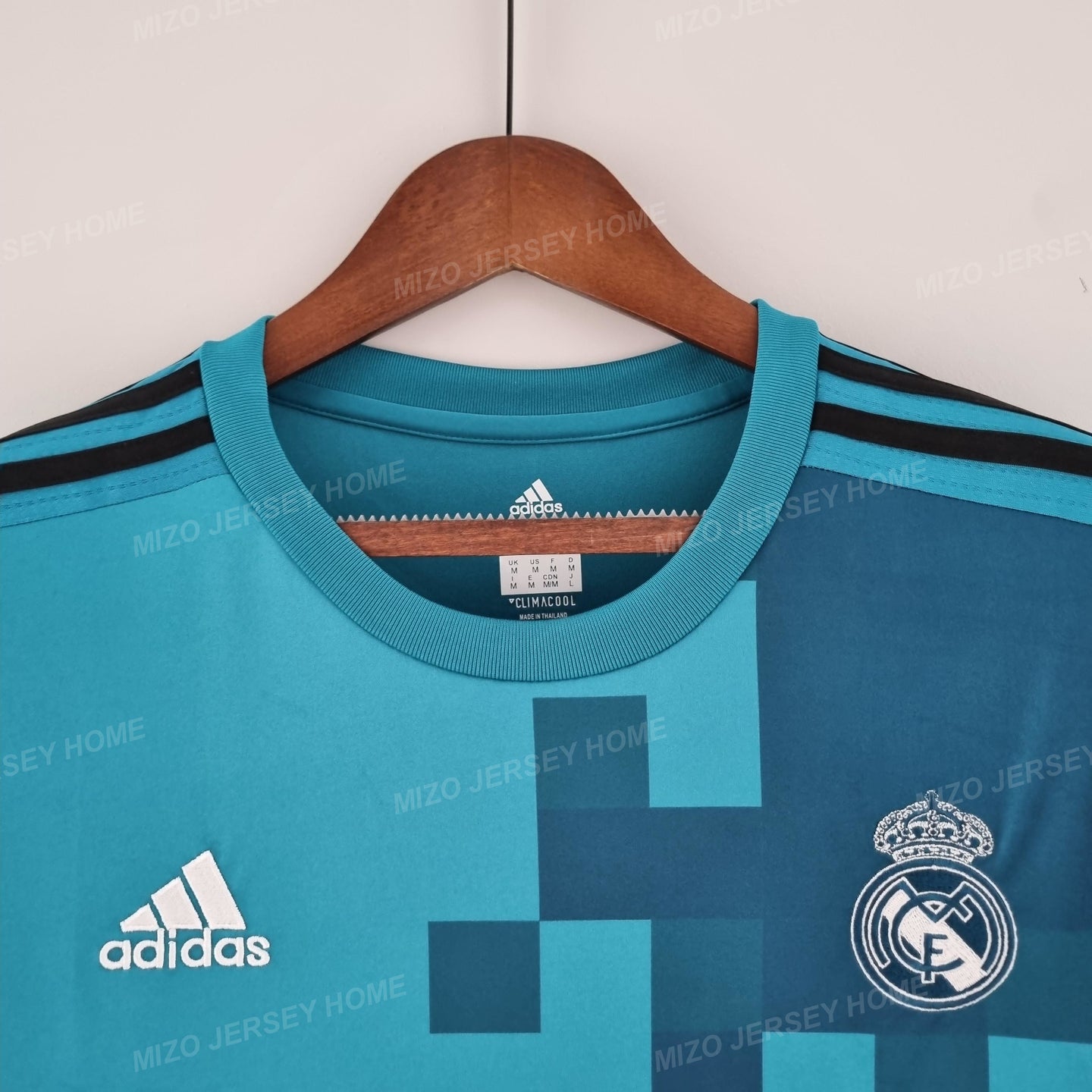 REAL MADRID Retro 2017-2018 Away Jersey