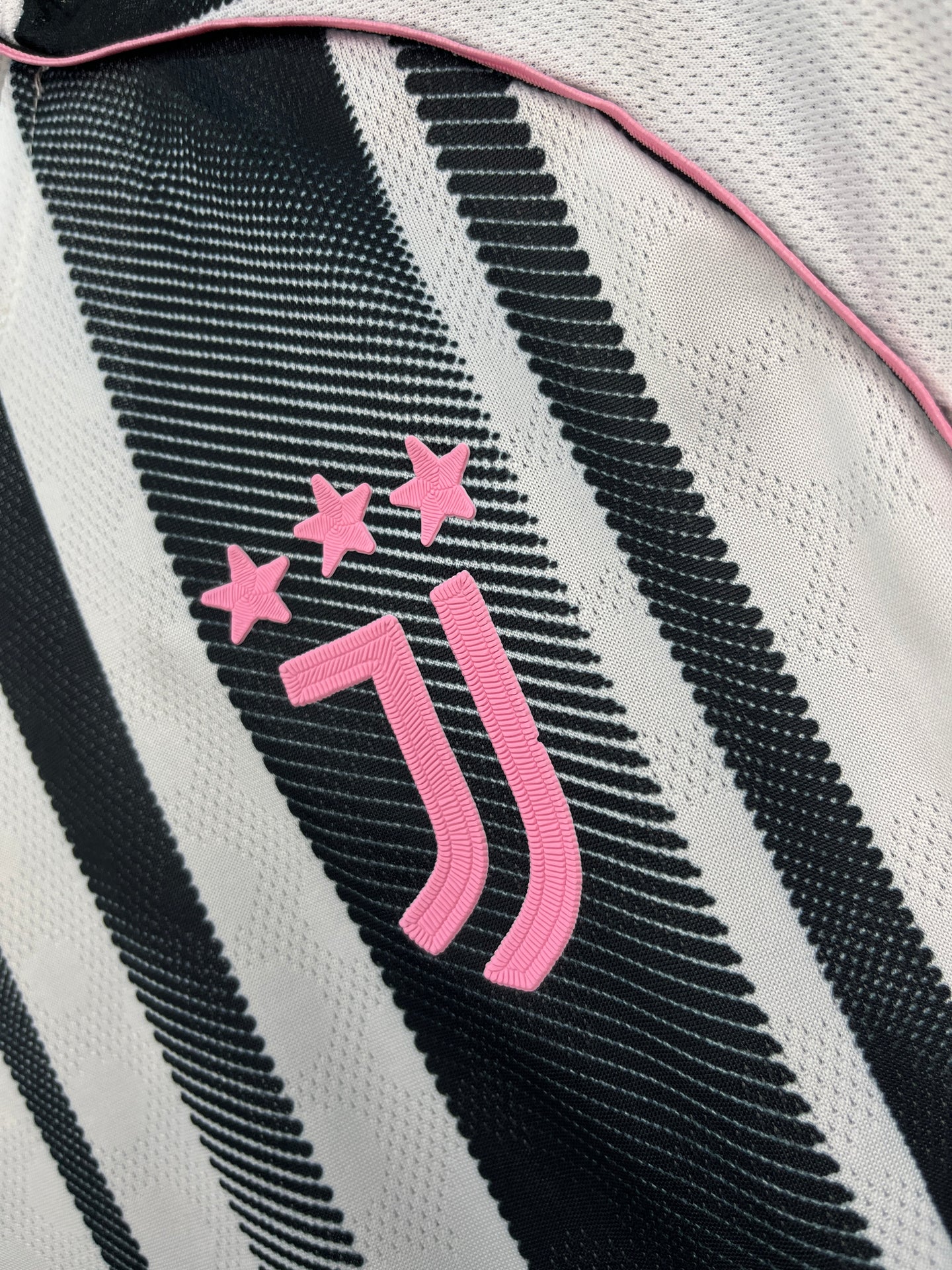 Juventus Home 25/26 Jersey Player Version