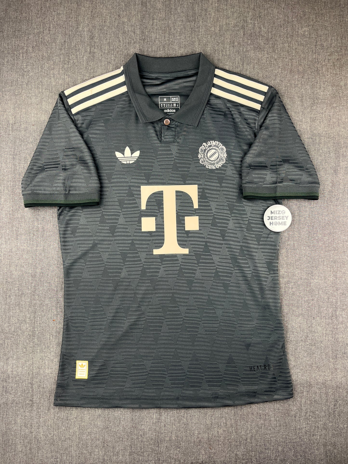 Bayern Munich Oktoberfest 24/25 Player Version