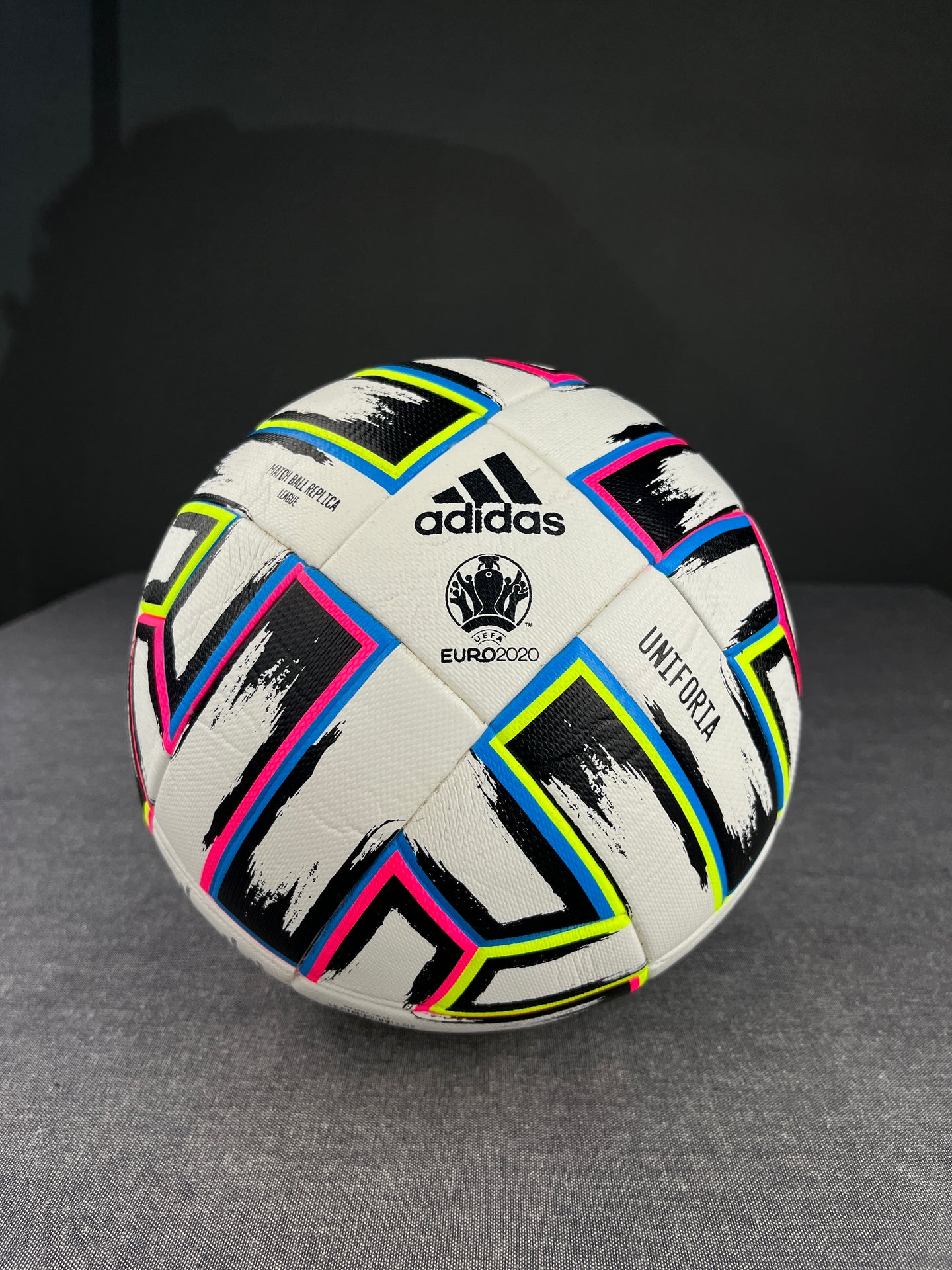 Adidas EURO2020 White Match Ball (SIZE 4)