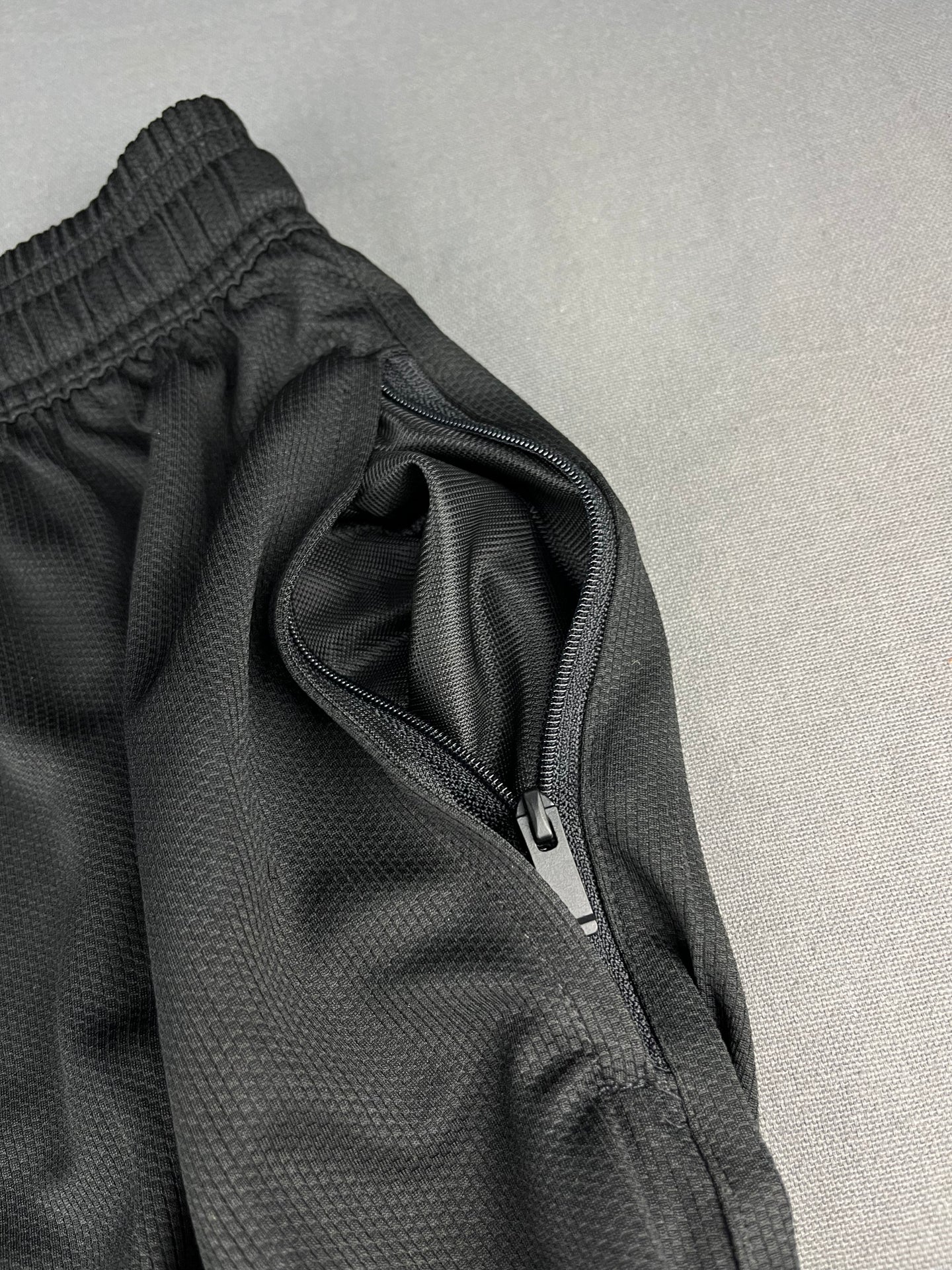 NIKE HOOPS Black Shorts