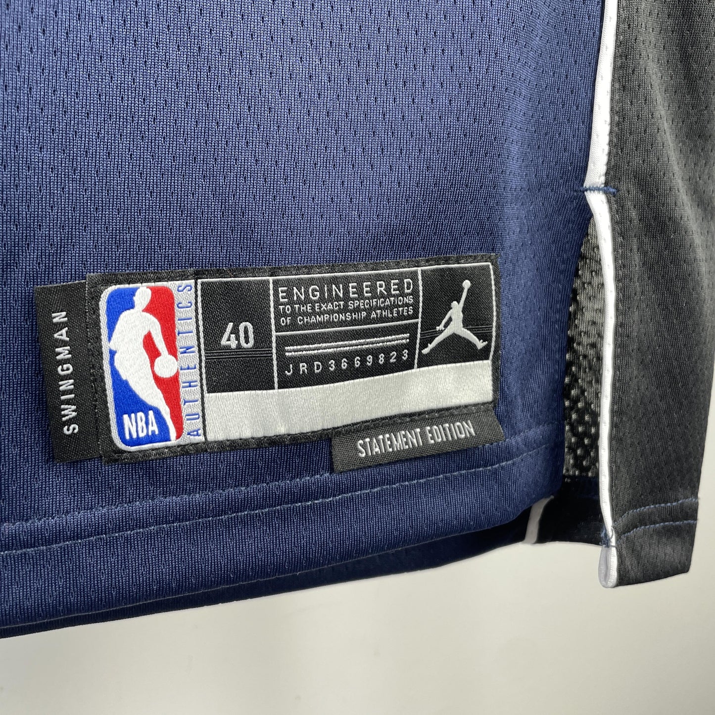 Irving 11 Mavericks Dark Blue Heat Pressed Edition