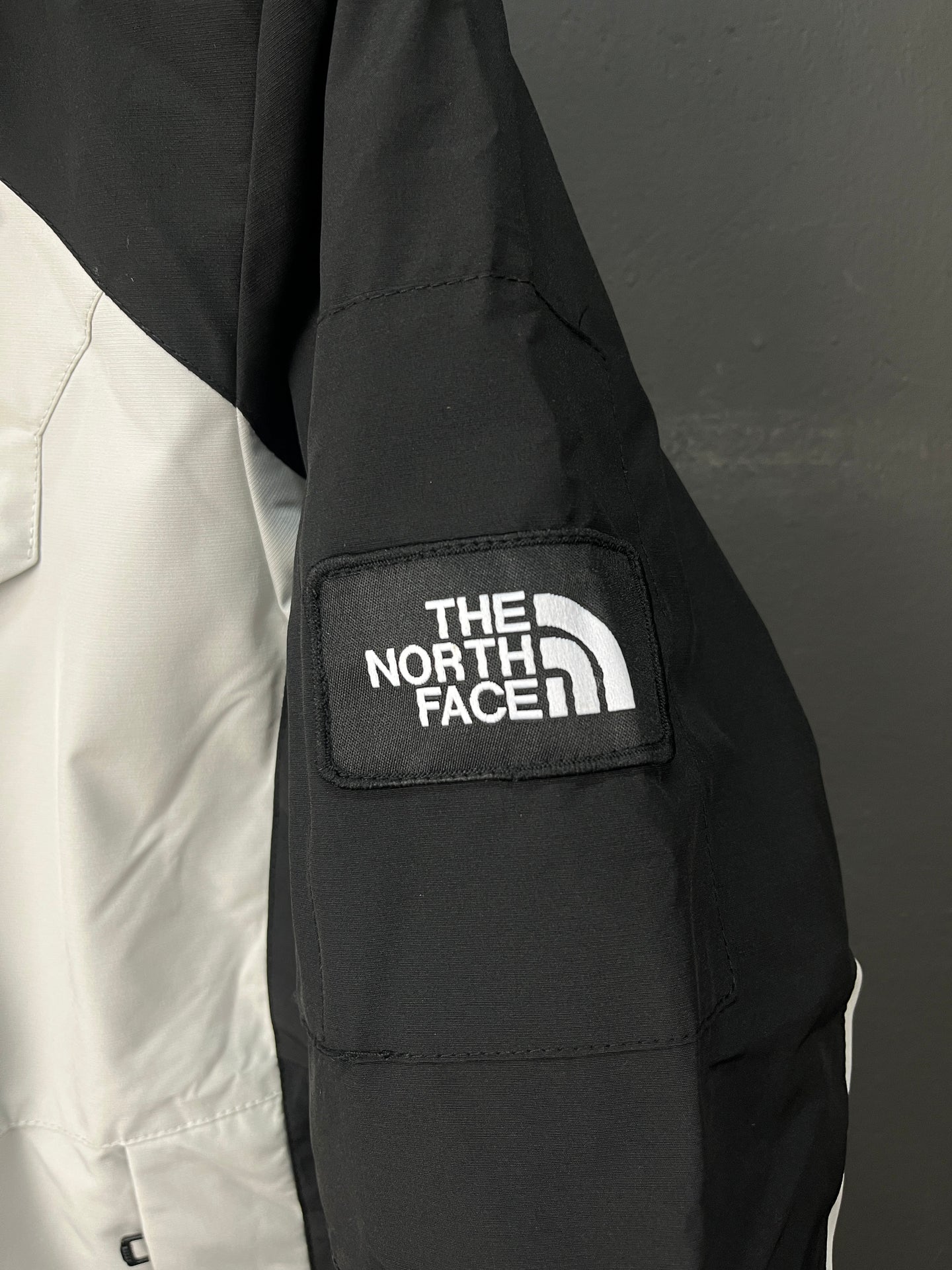 The North Face Light Puffer Gray & Black Jacket