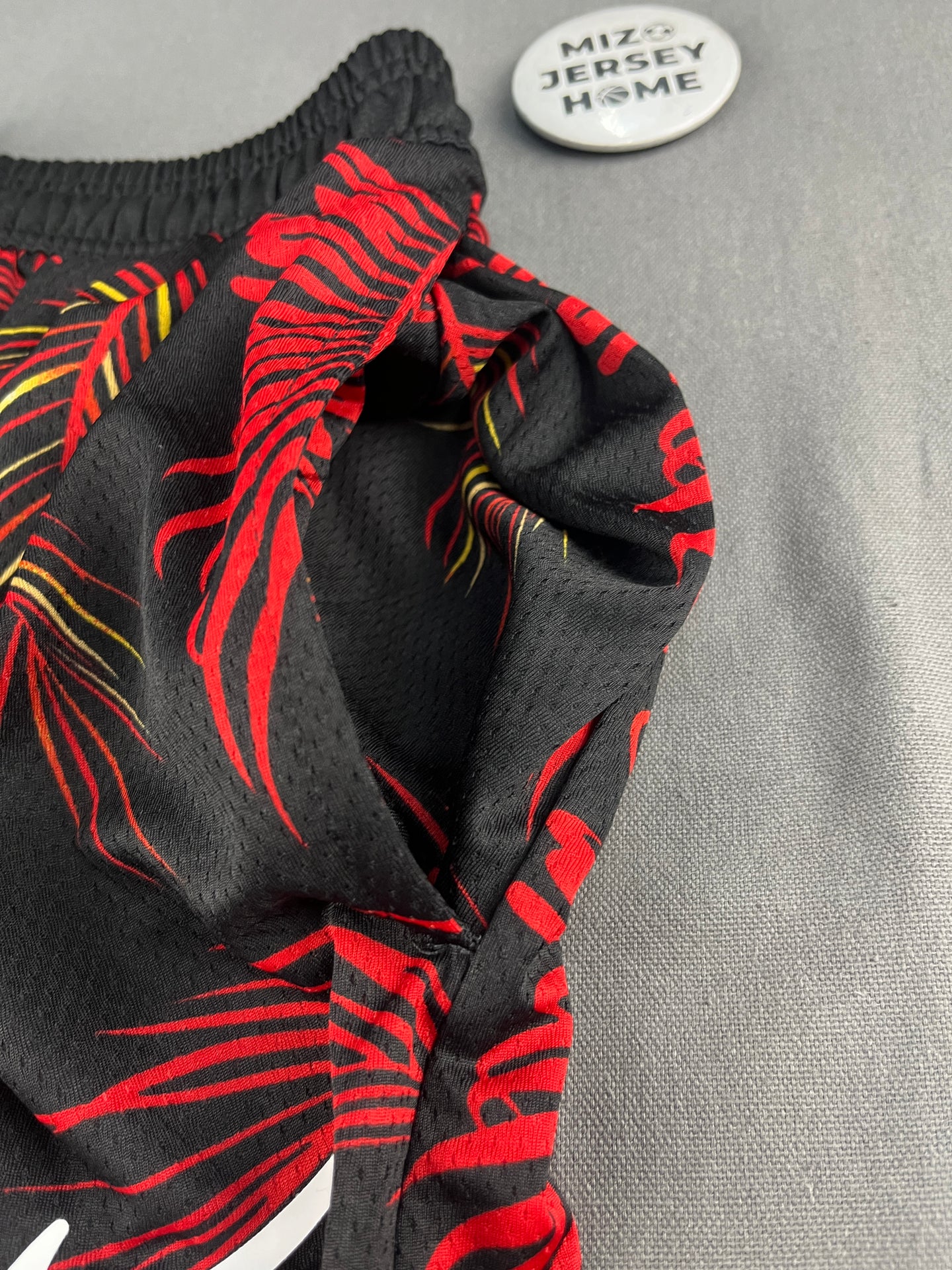 NIKE Floral Red Shorts