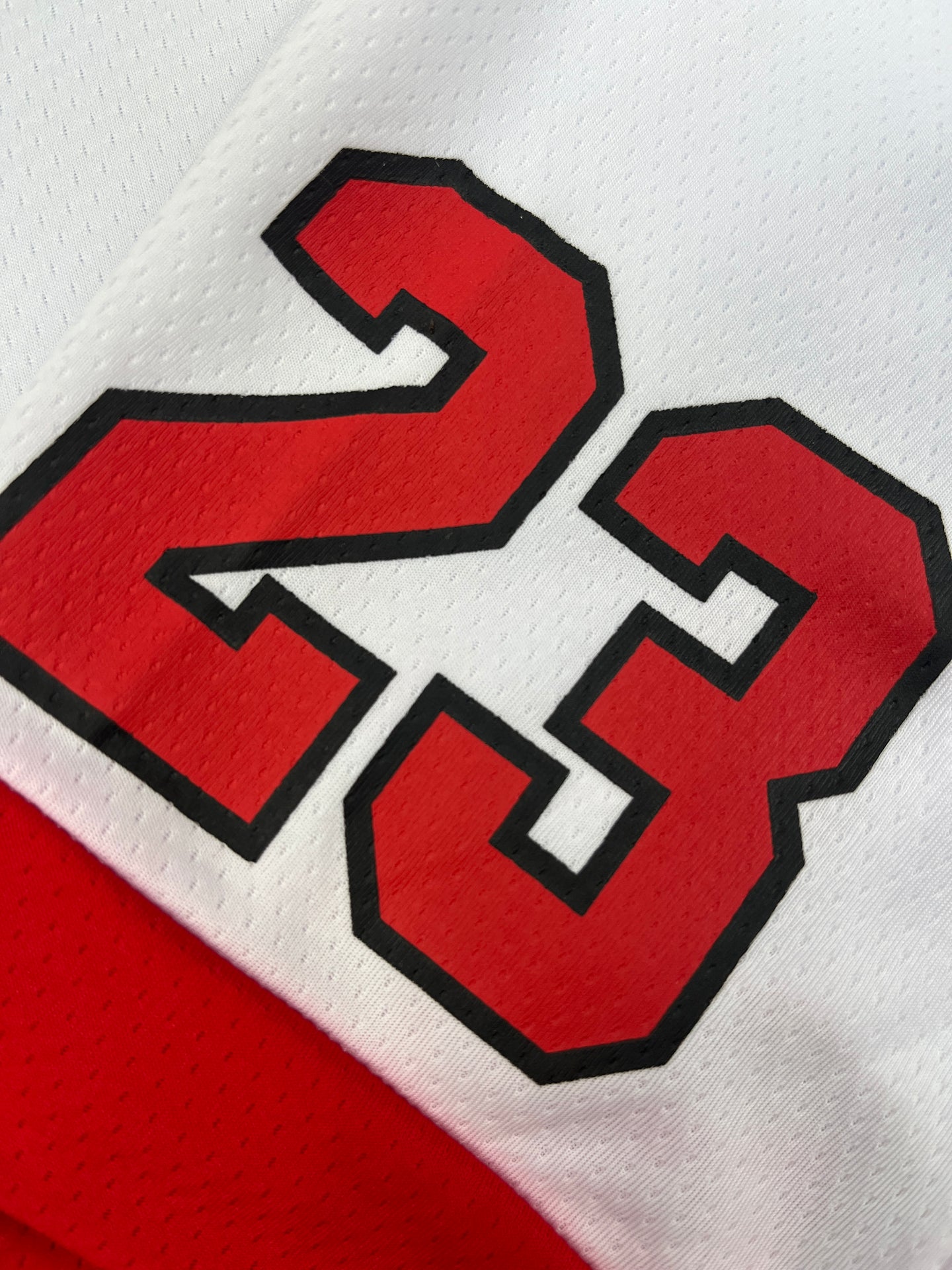 JORDAN 23 White Chicago Bulls Kids Jersey Set