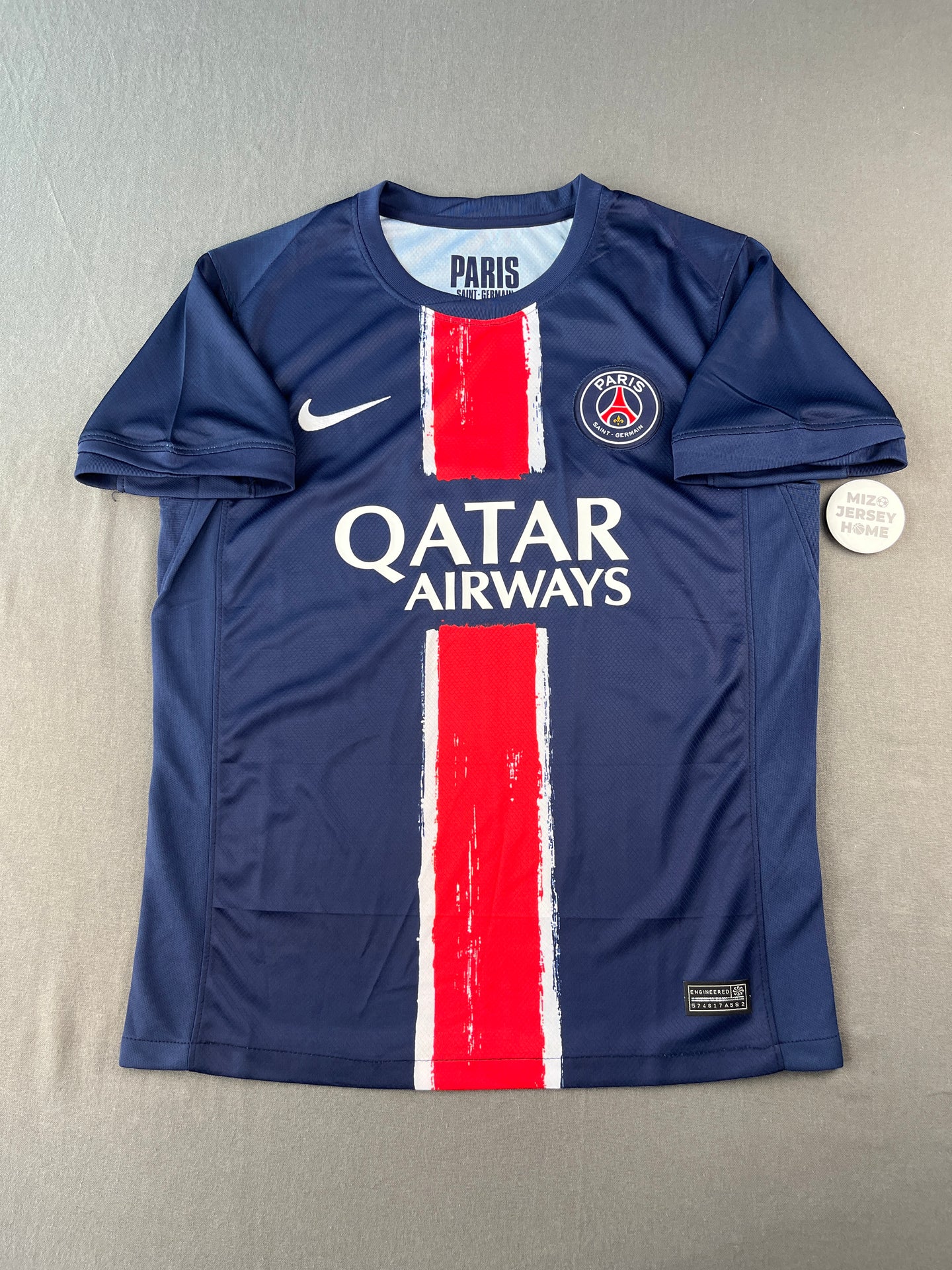 PARIS SAINT GERMAIN HOME 24/25 JERSEY FAN VERSION