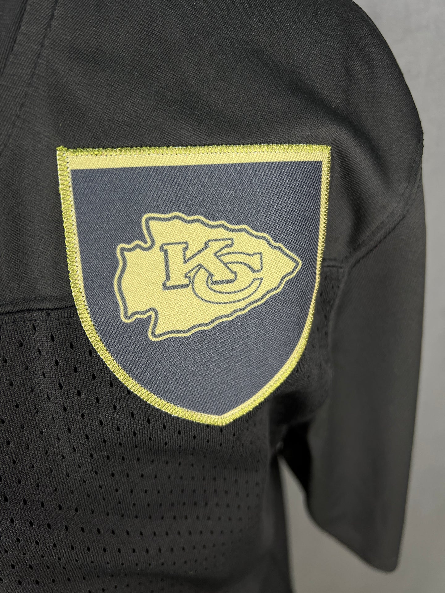 MAHOMES 15 Black Chiefs NFL Jersey