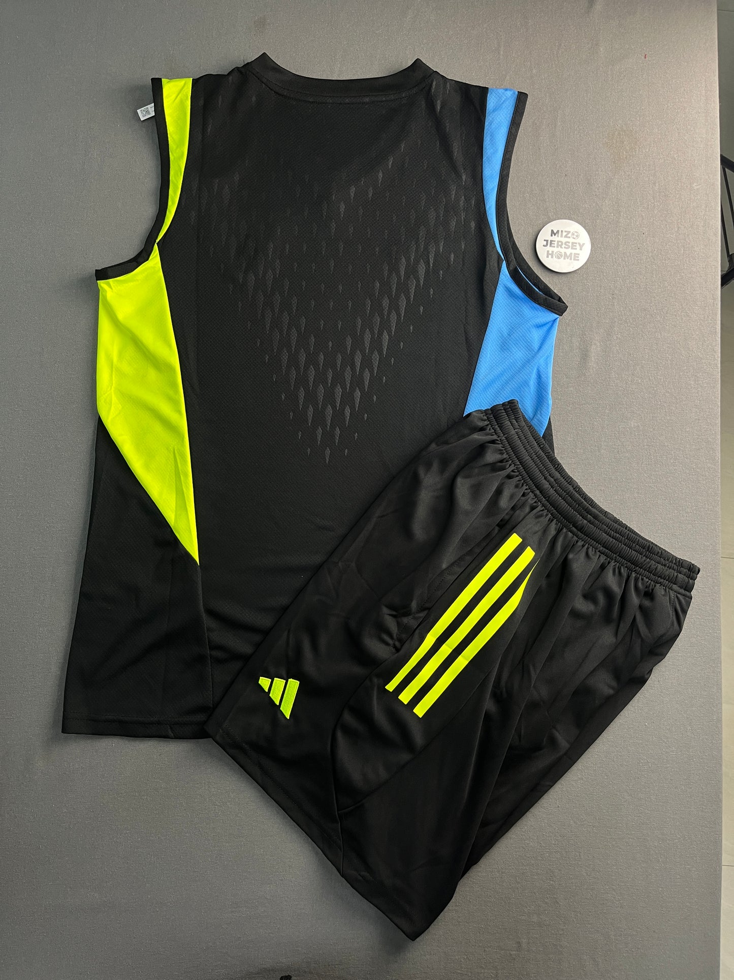 Arsenal Black Sando Set