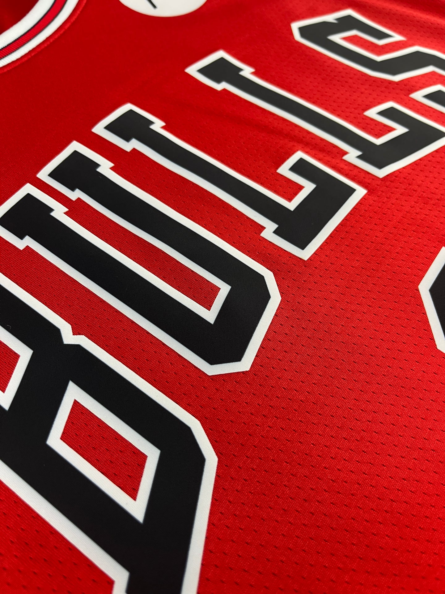 YUJIN 1 Red Chicago Bulls Heat Pressed Edition NBA Jersey