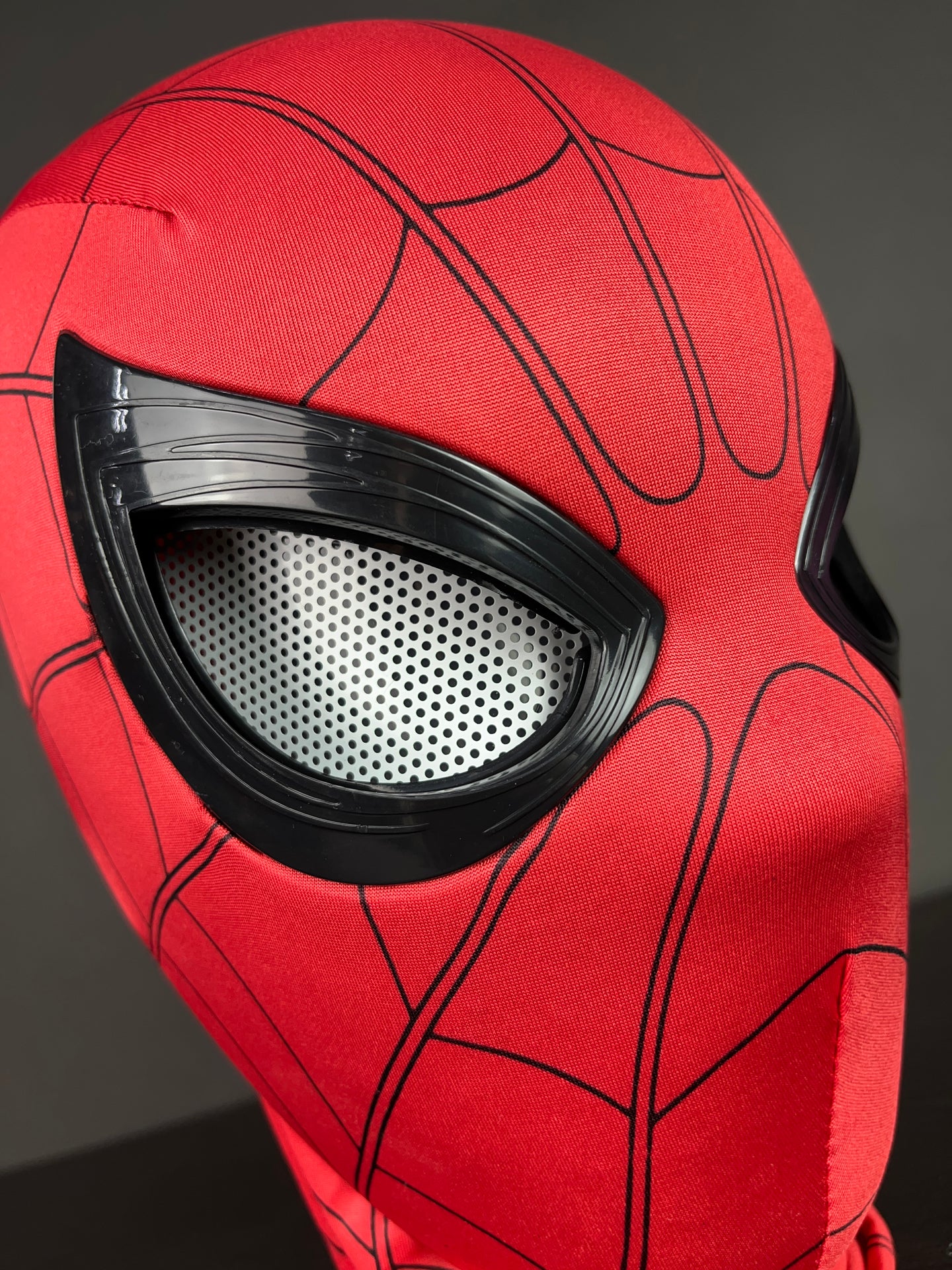 Flicker-Eye Spidey RED Mask with Moving Jaw