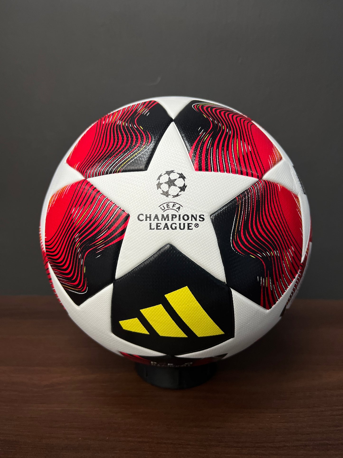 ADIDAS UEFA Champions League 24/25 Official Match Ball (Size 5)