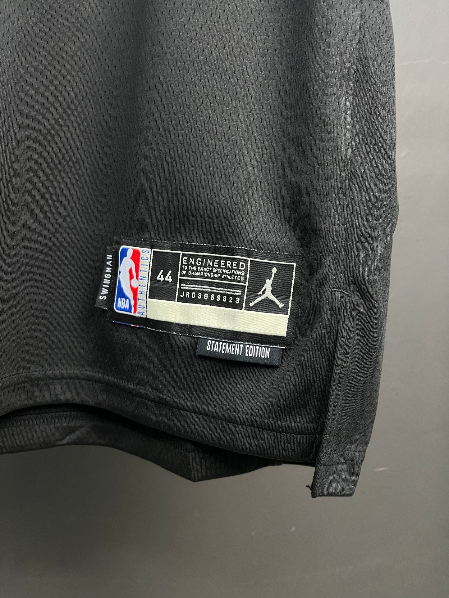 BROWN 7 Celtics Black Heat Pressed Edition