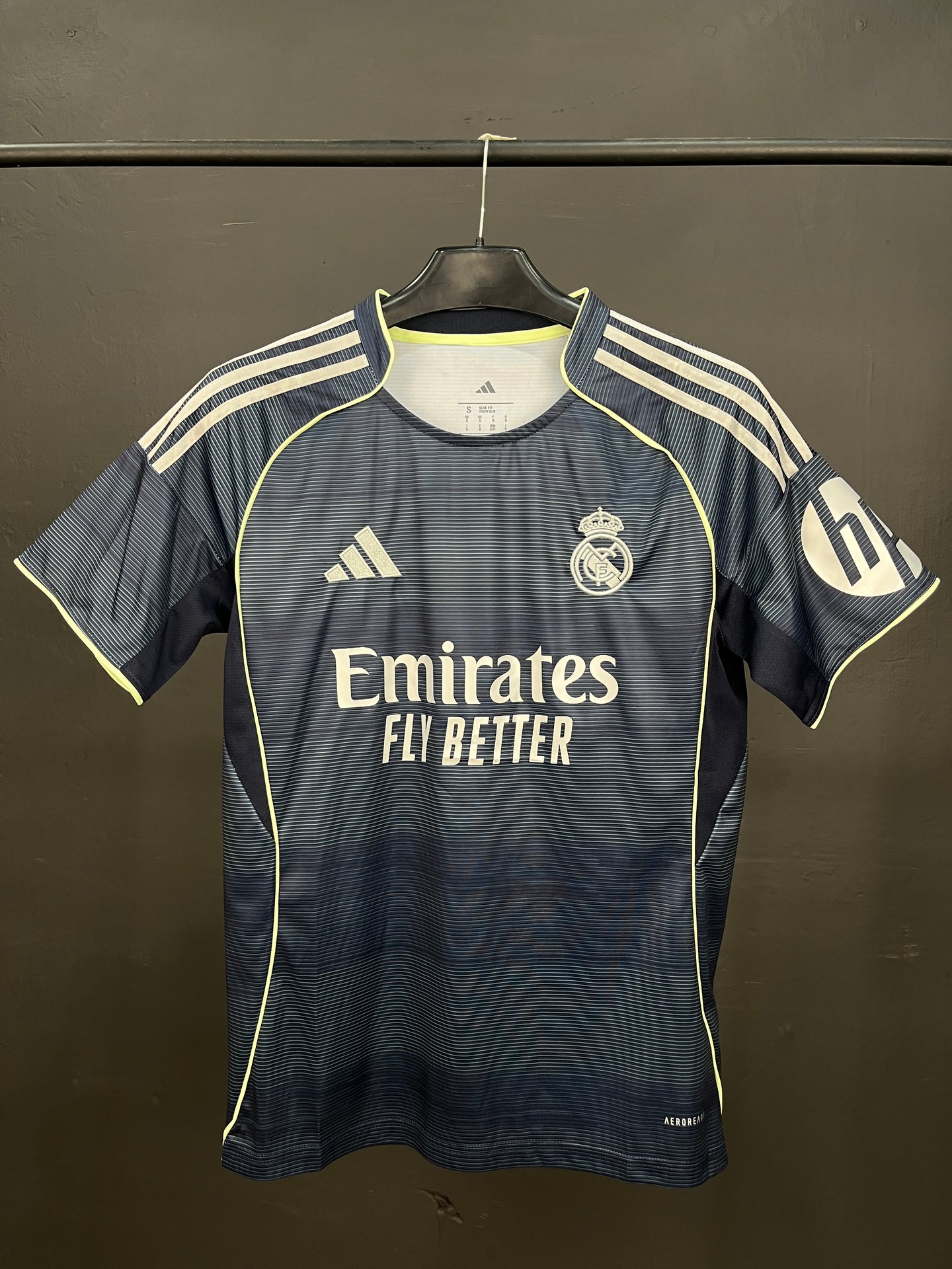 Real Madrid Away Jersey 25/26 Fan Version