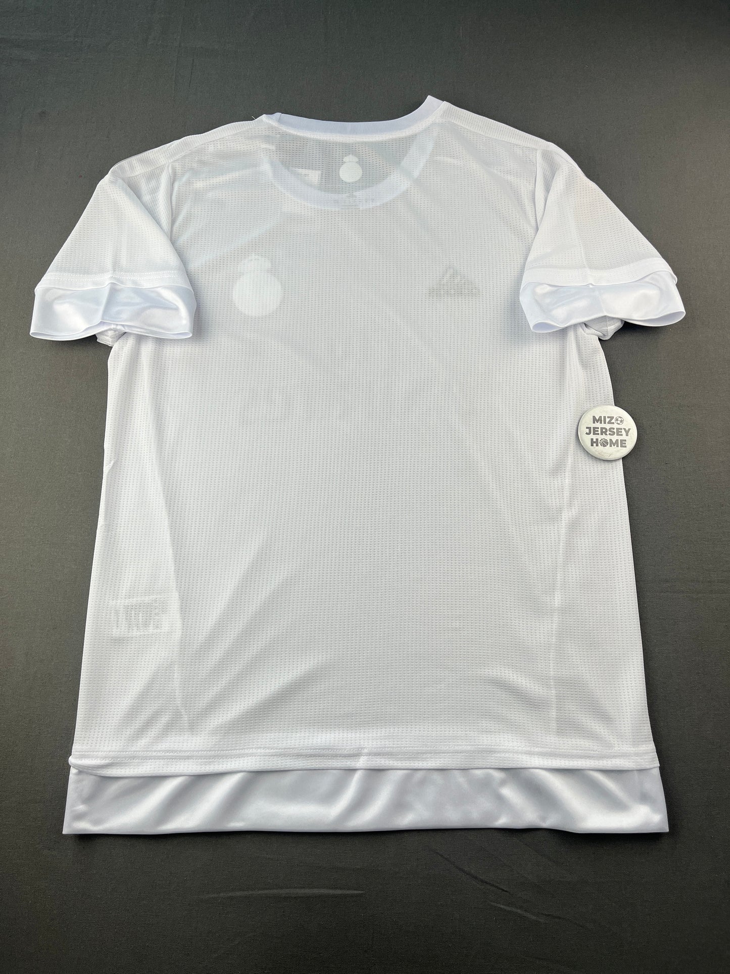 Real Madrid Home 2015–2016 Retro