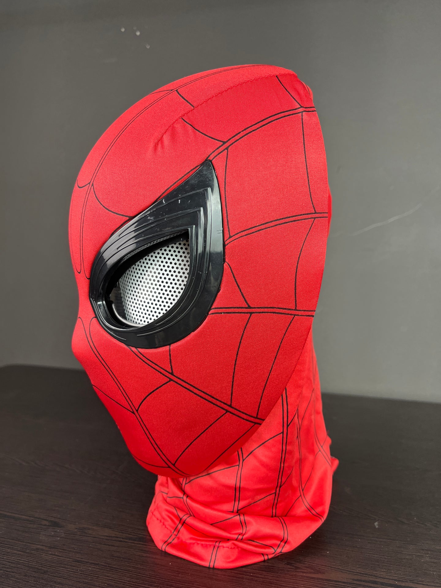 Flicker-Eye Spidey RED Mask with Moving Jaw