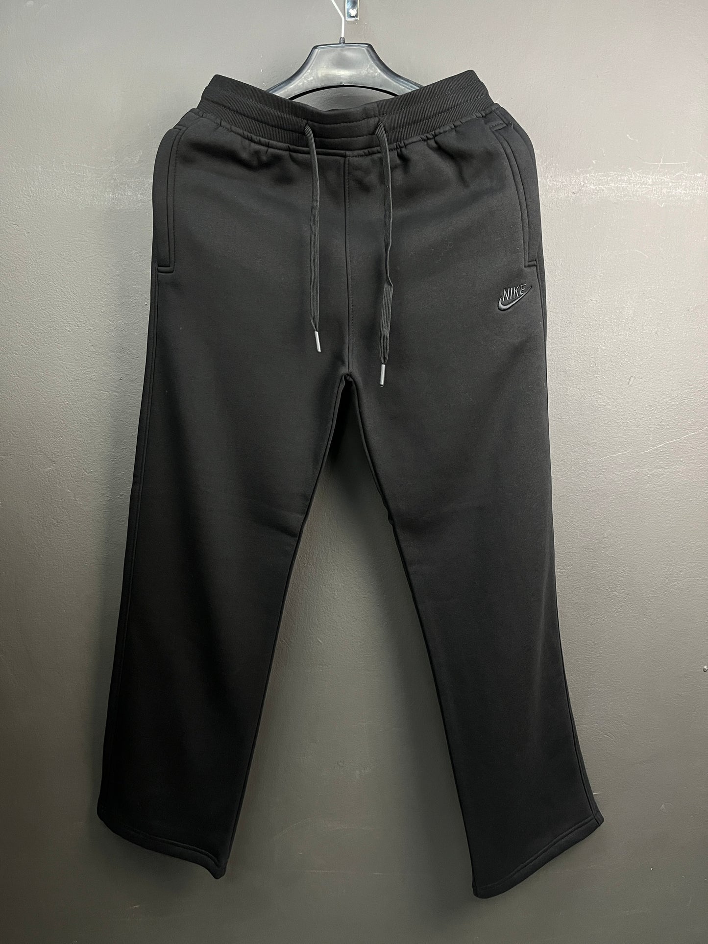 NIKE Solid Black Inner Fleece Pants