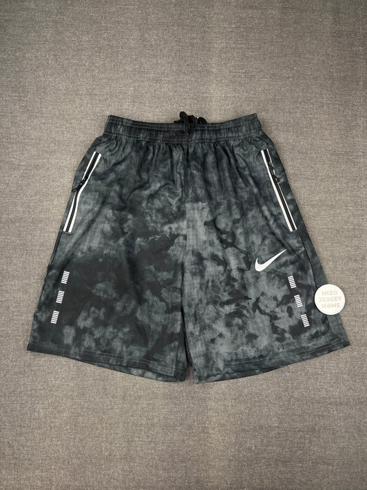 NIKE Shorts Camo