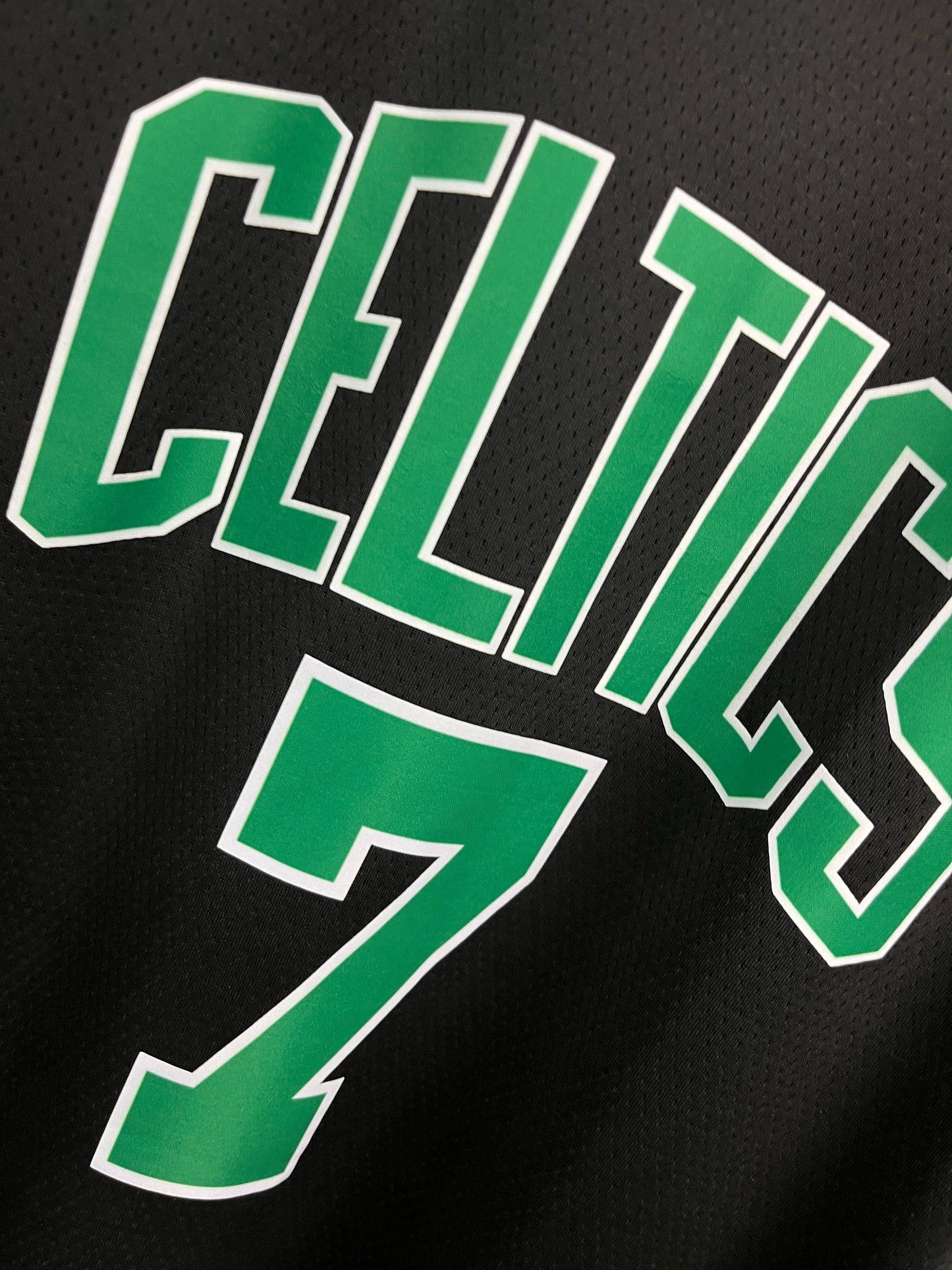 BROWN 7 Celtics Black Heat Pressed Edition