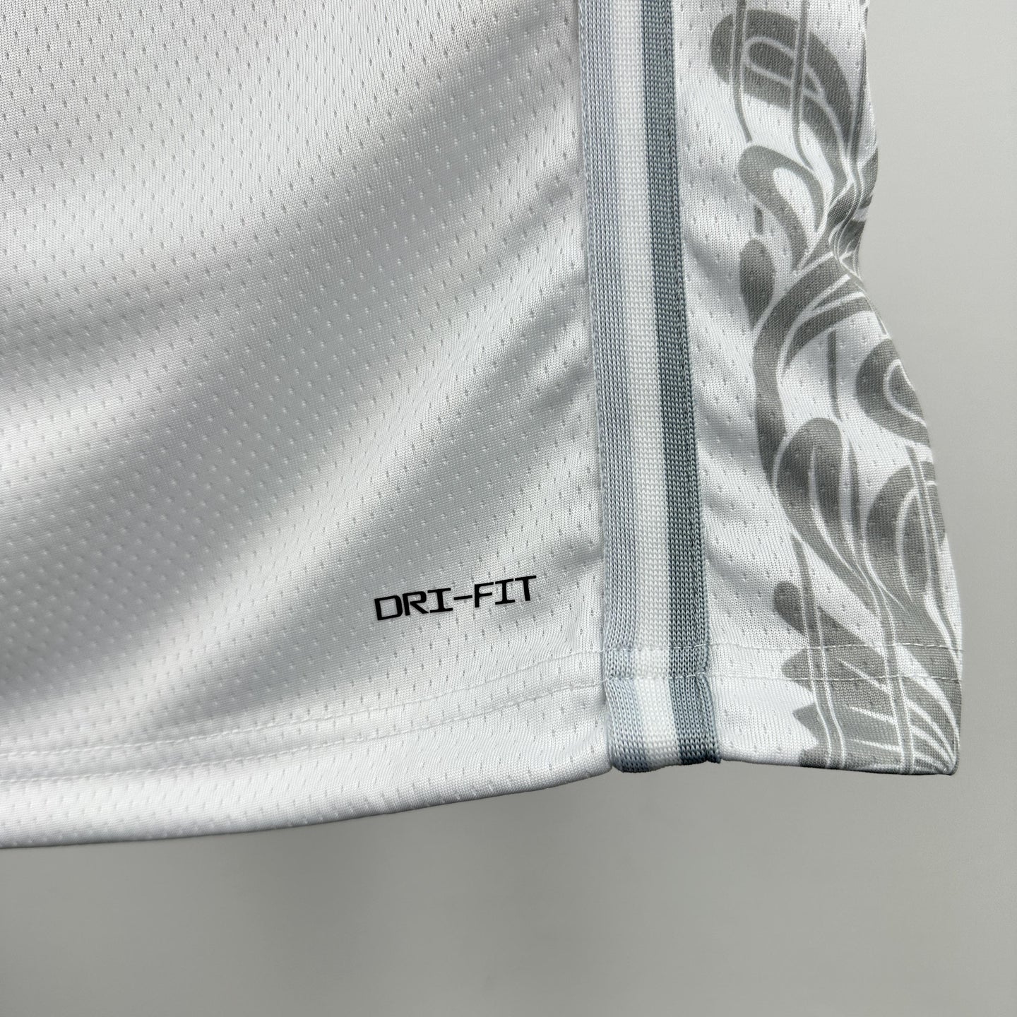 IRVING 11 White Dallas Mavericks Heat Pressed Edition NBA Jersey