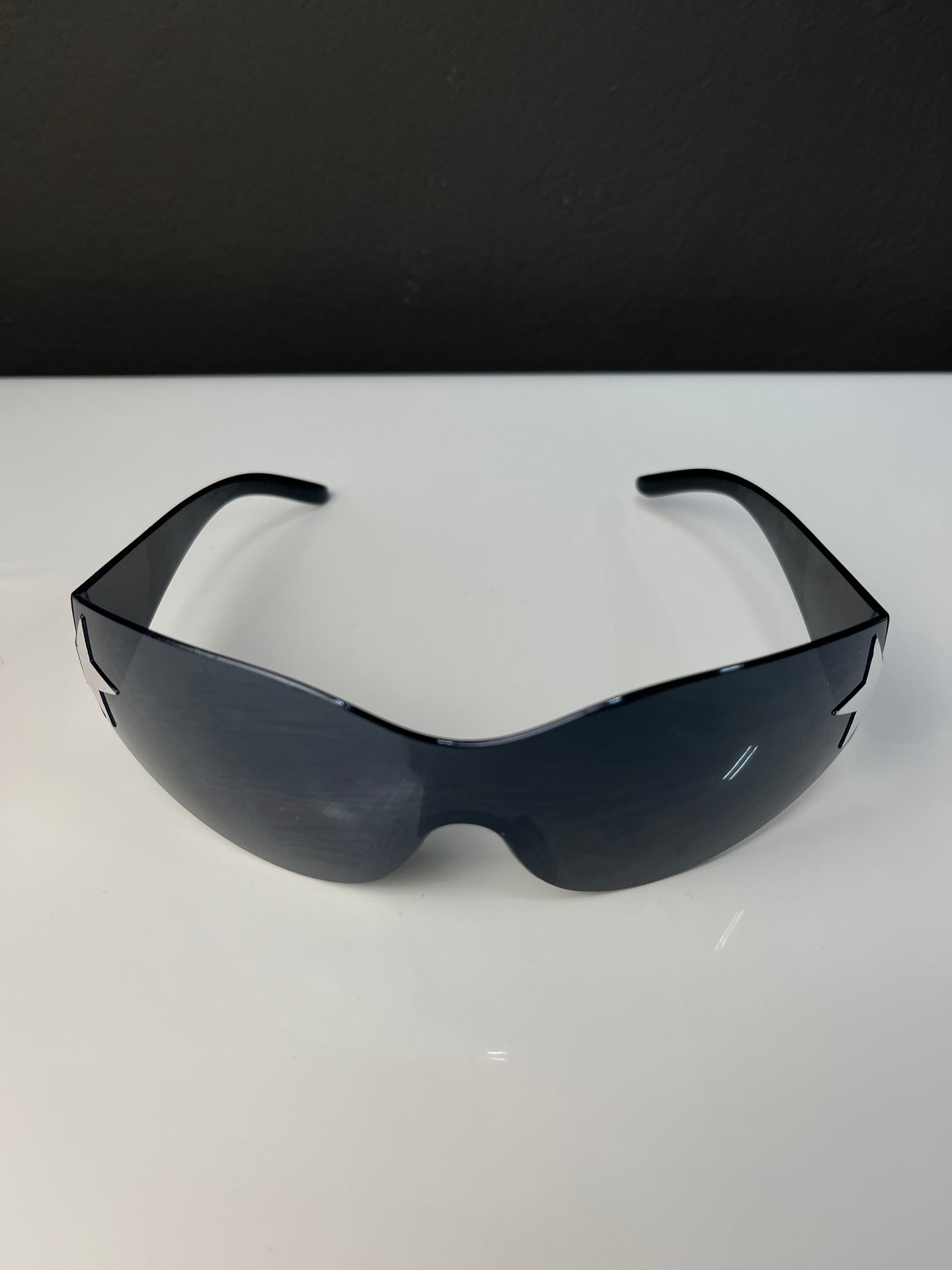 Y2K Wrap Black Sunglasses