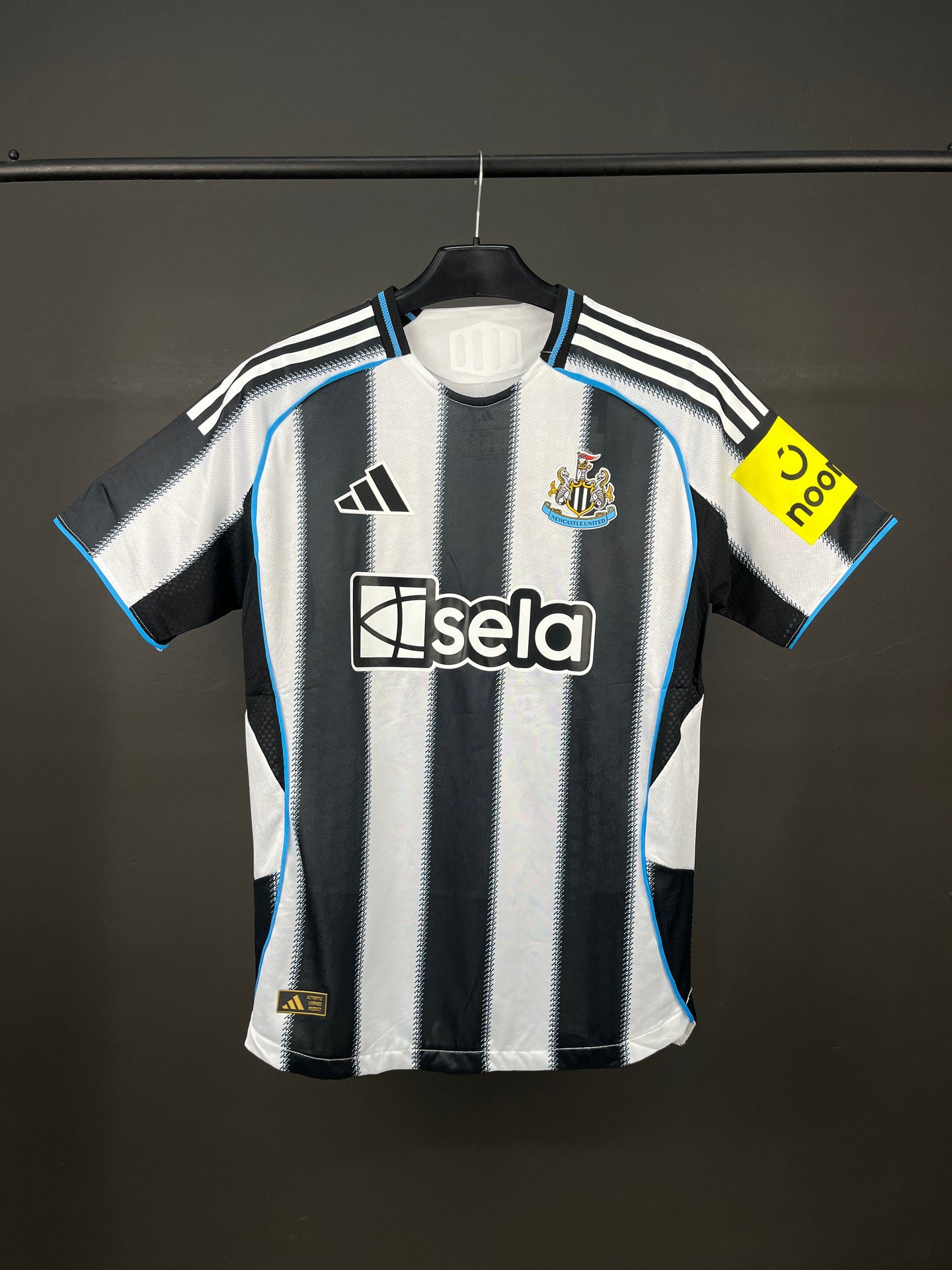 Newcastle United Home Jersey 25/26 Player Version
